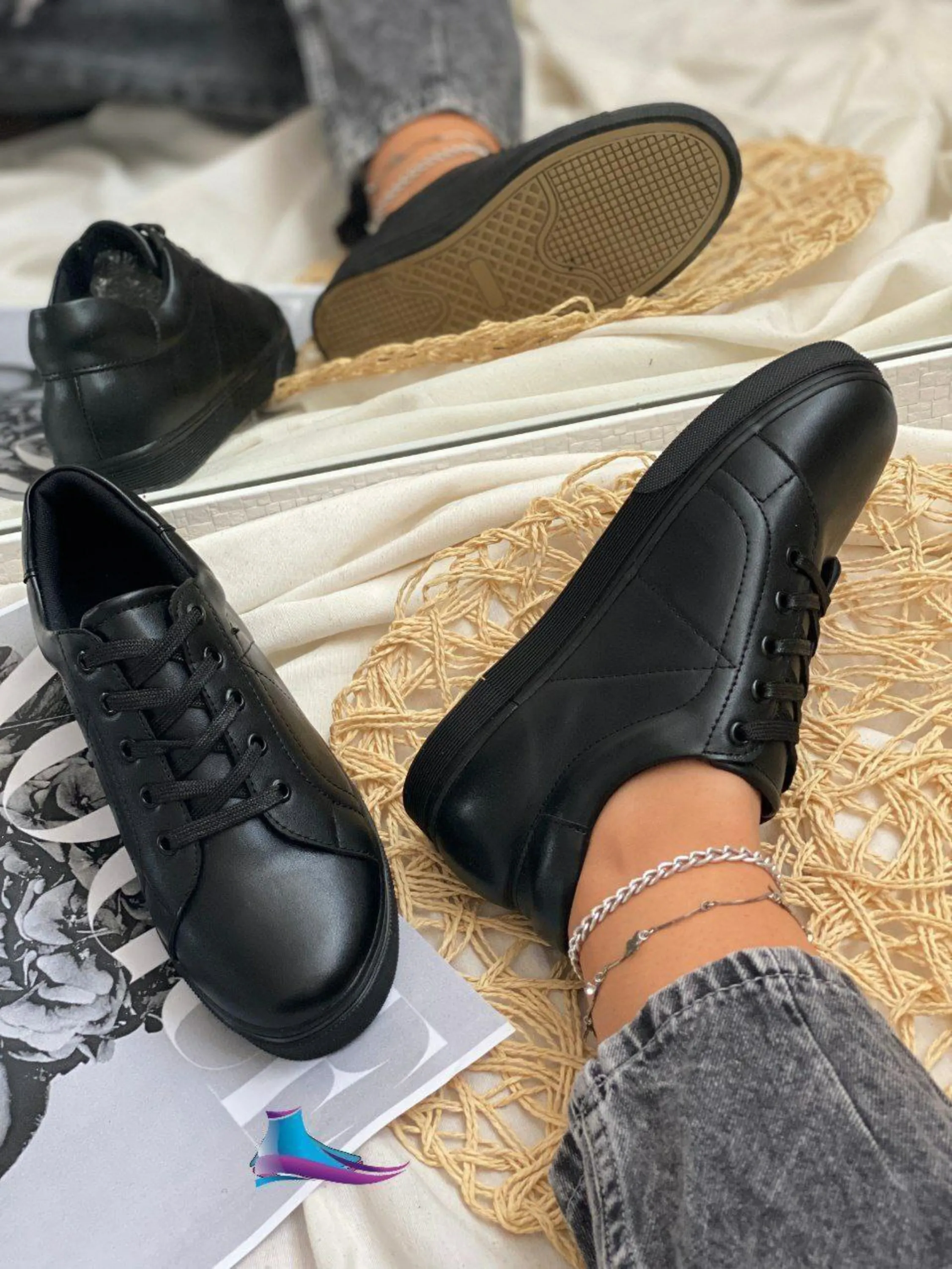 کتونی ونس رویا