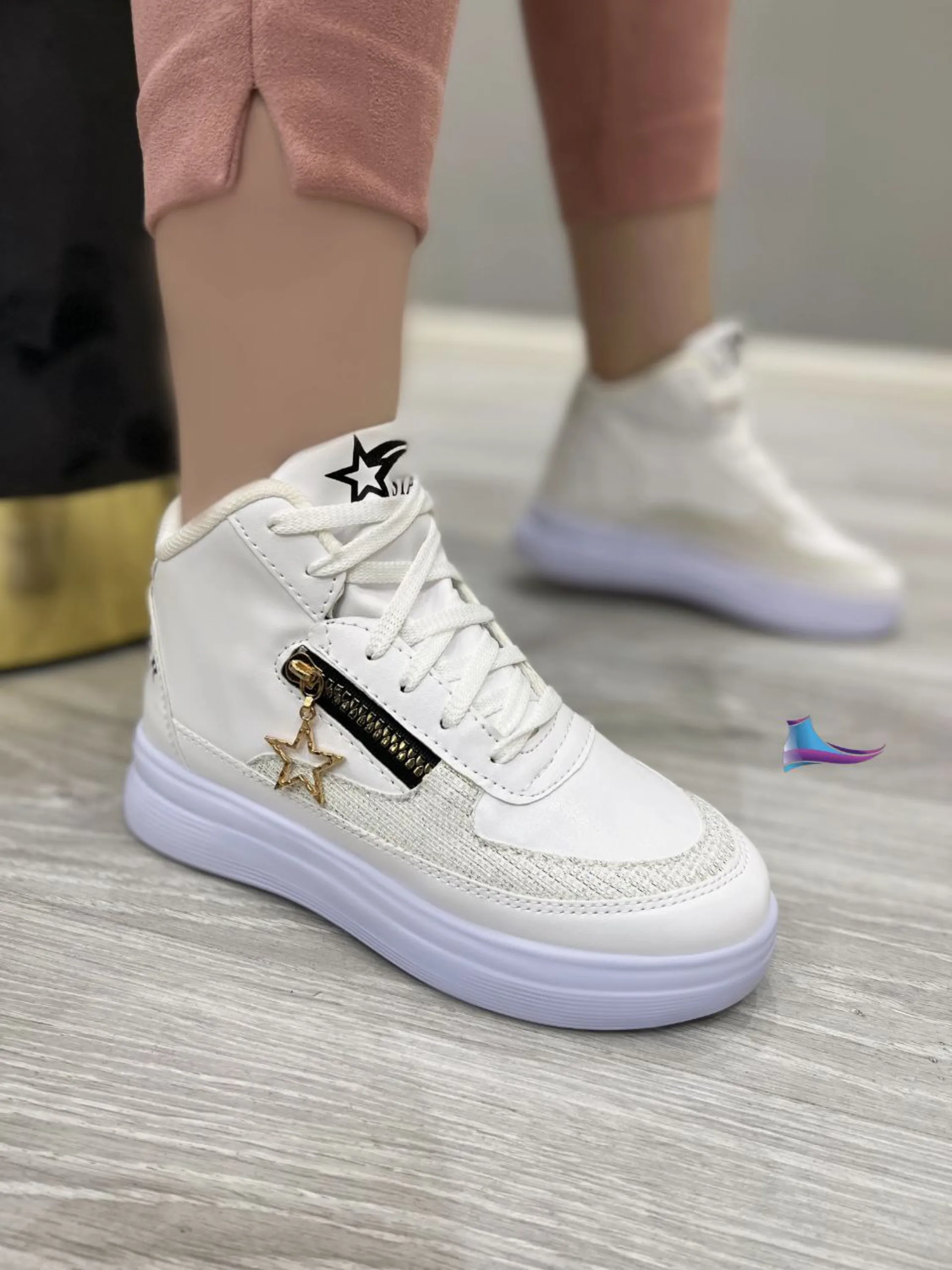 کتونی هنگامه