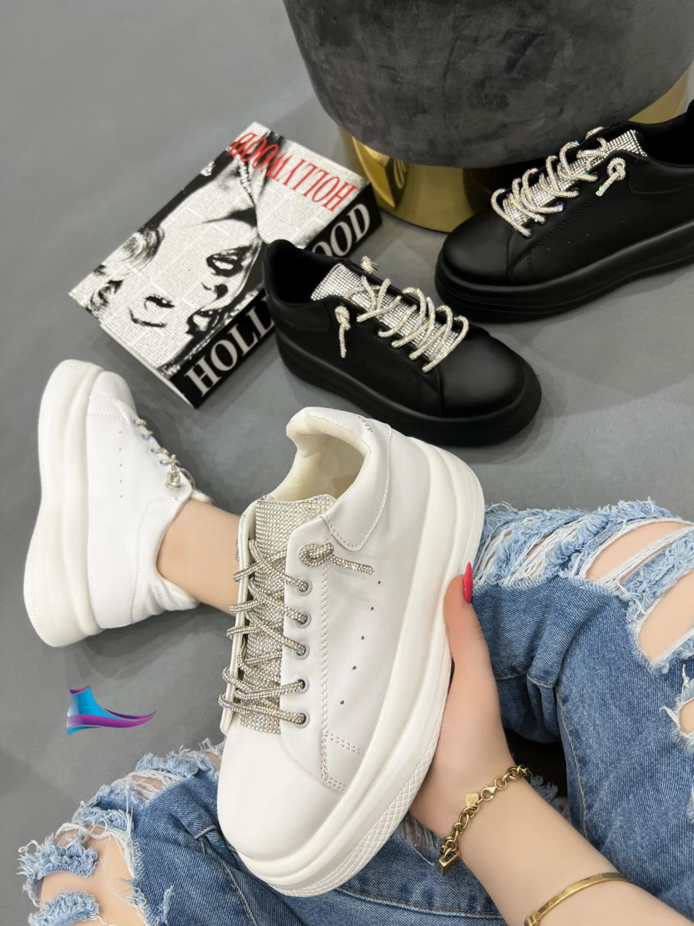 کتونی دخترانه لژدار