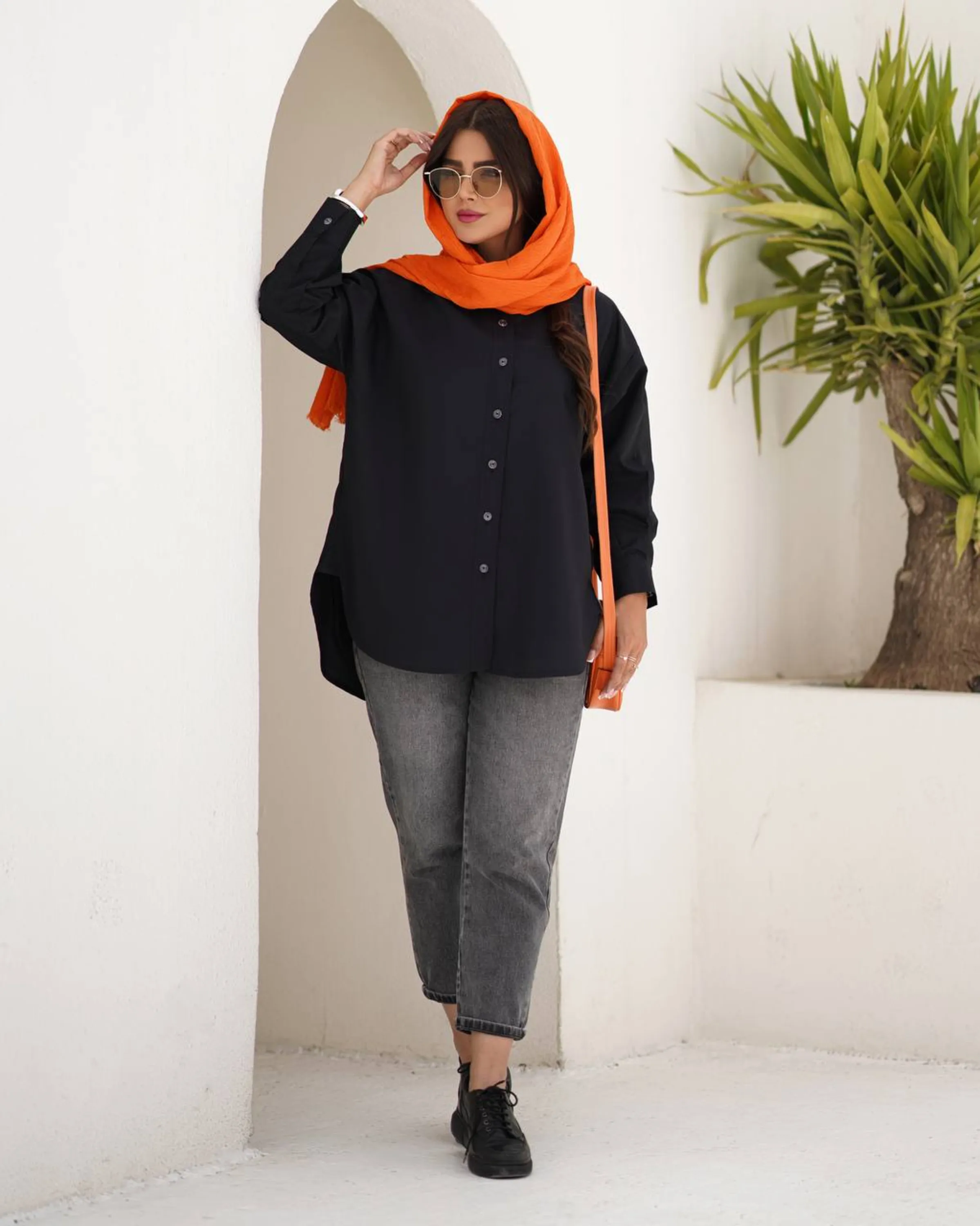 مانتو تیارا