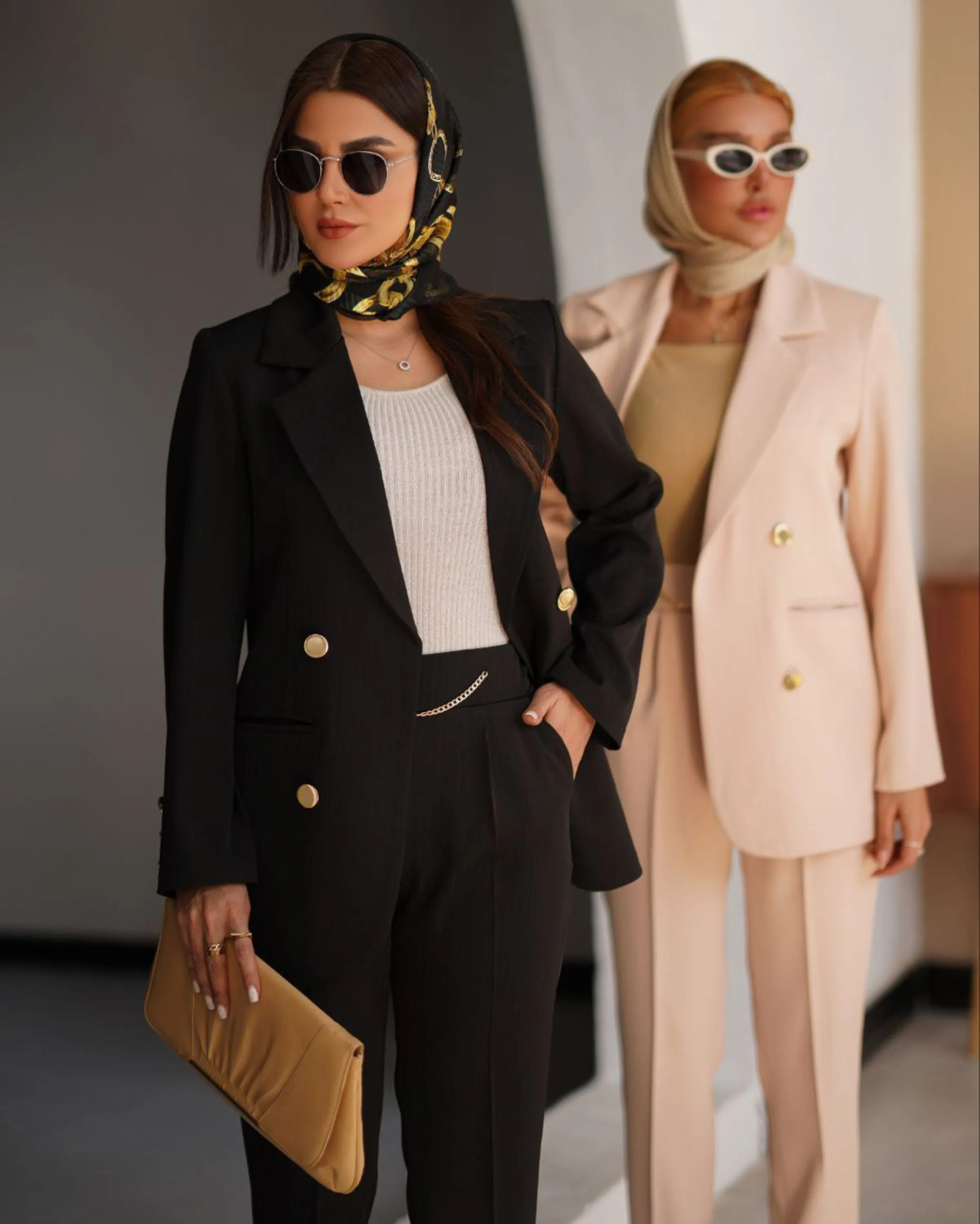 کت و شلوار چهار دگمه