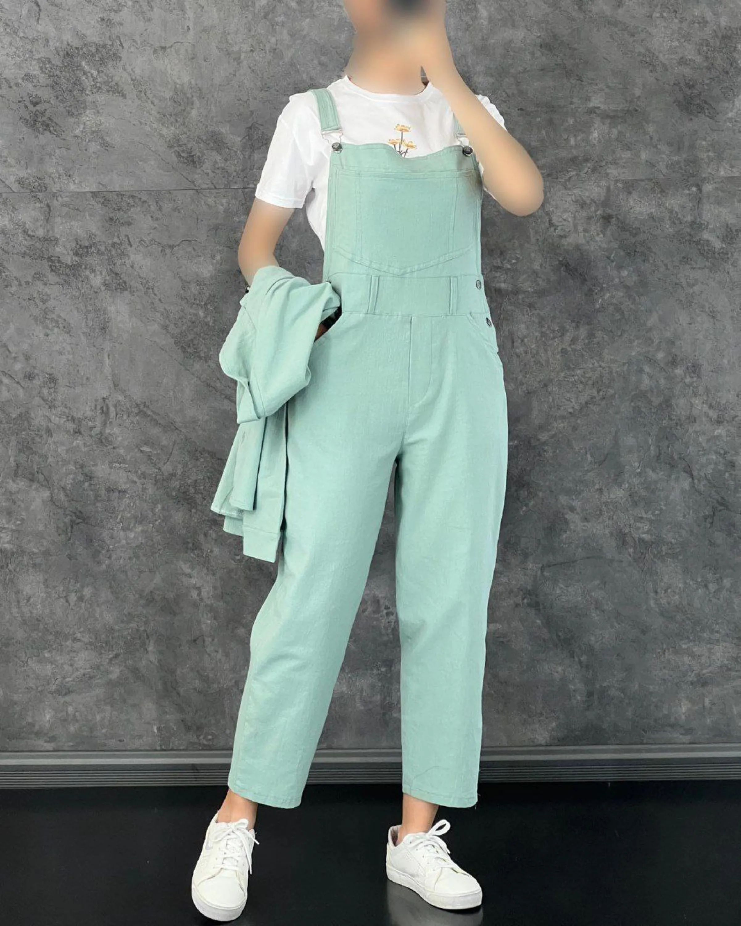 مانتو و اورال