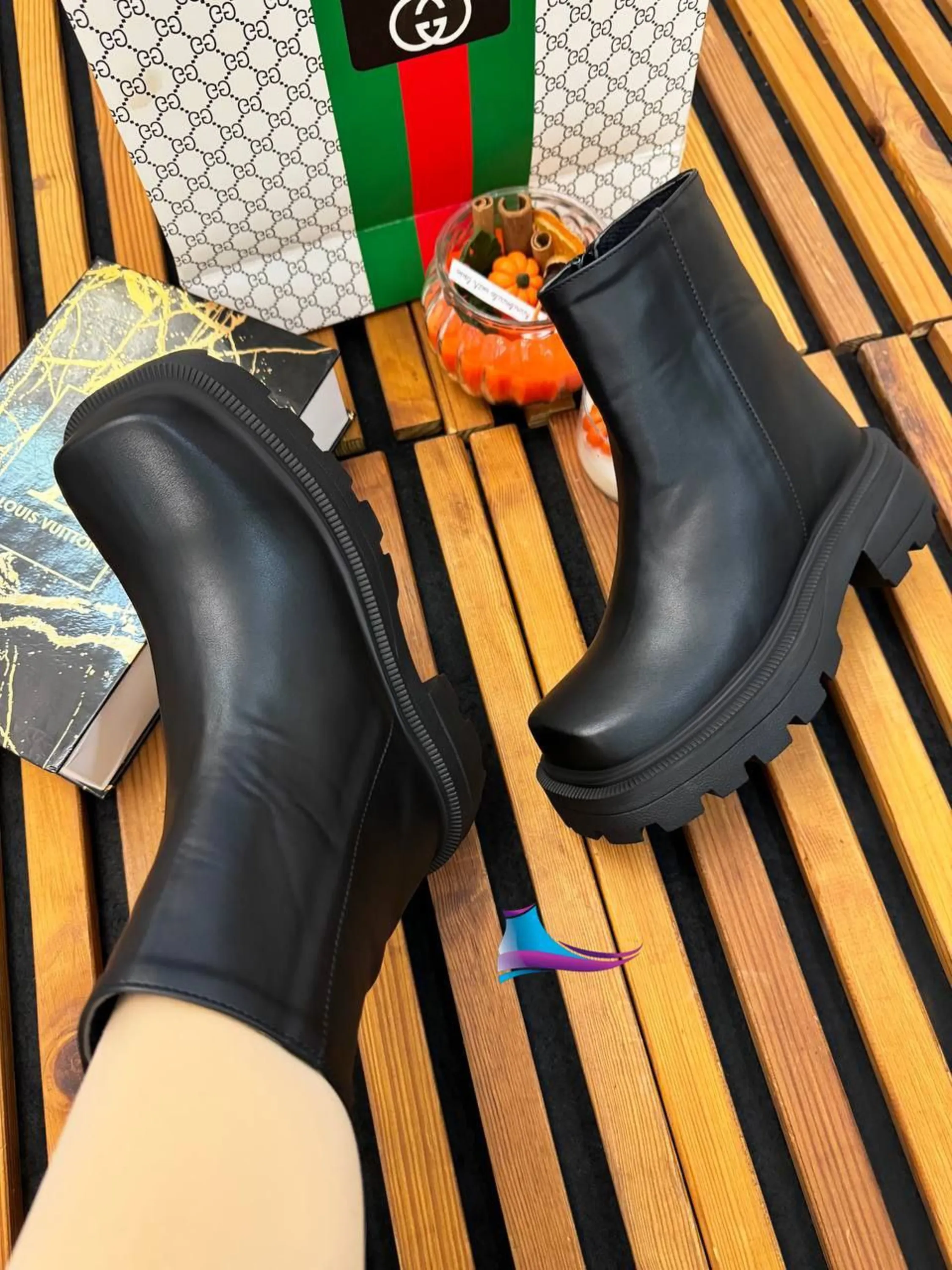 بوت چرم دخترانه