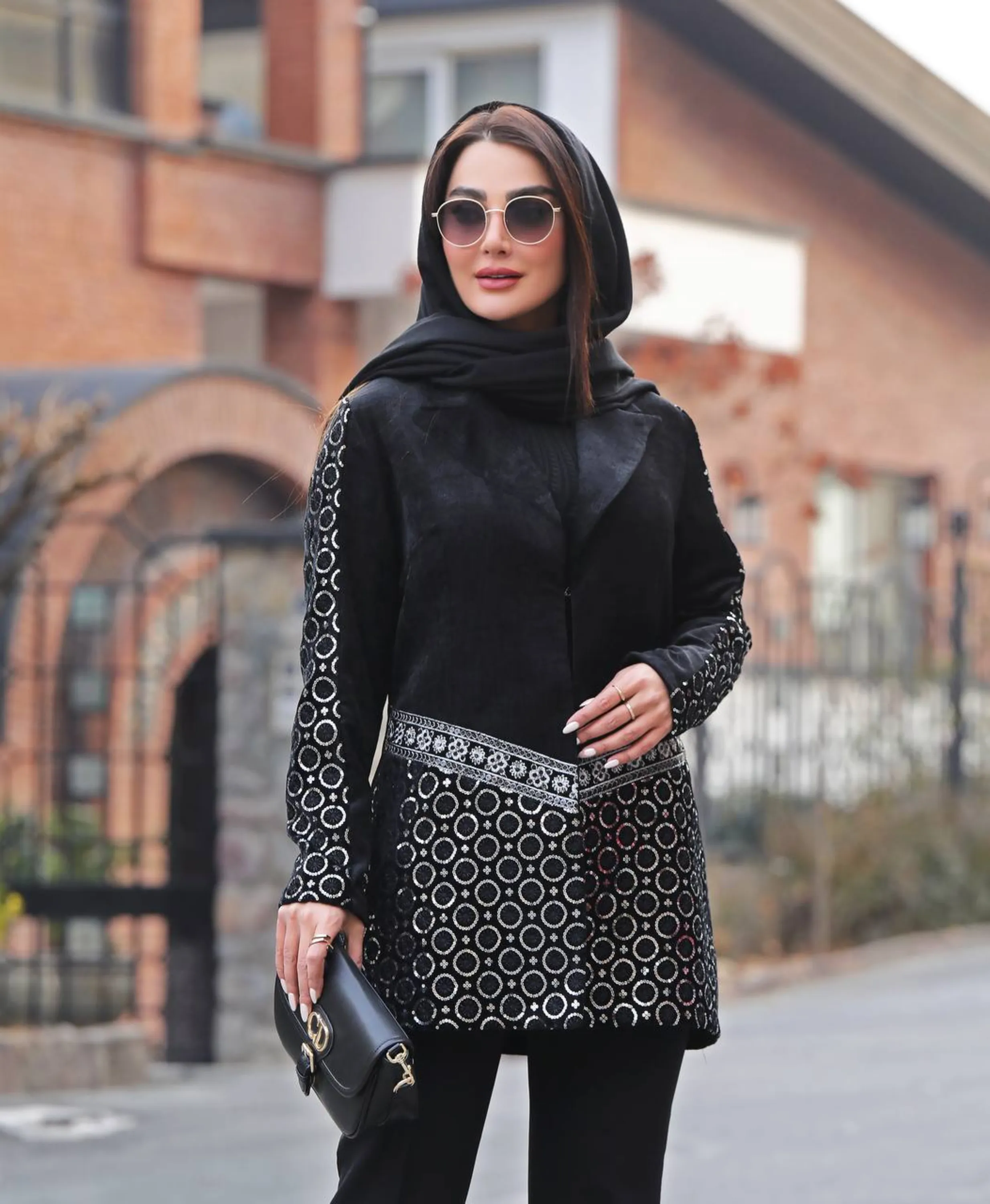 مانتو کتی شانل