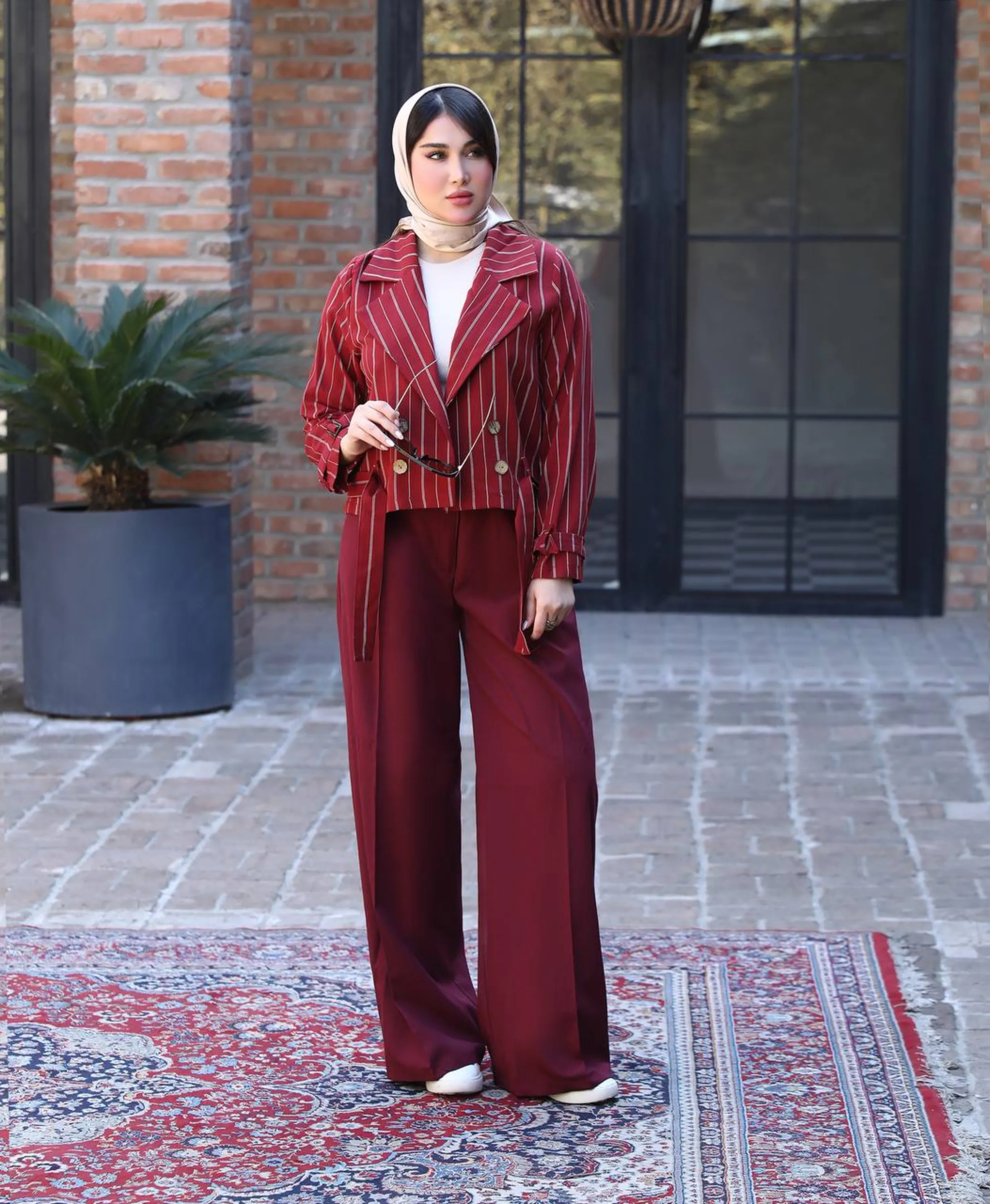 کت و شلوار و کراپ بگ دیپلمات