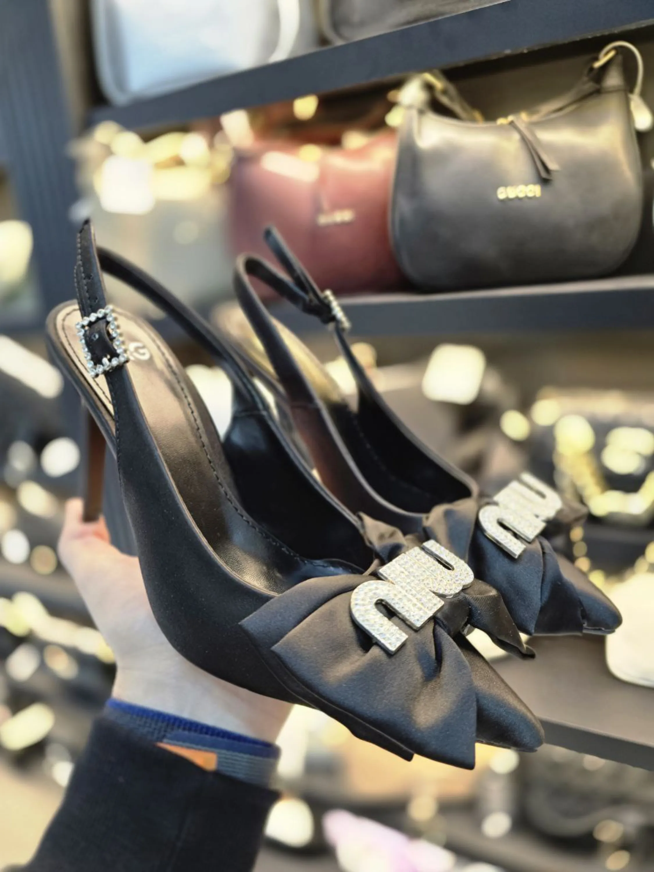 مجلسی زنانه پاپیون