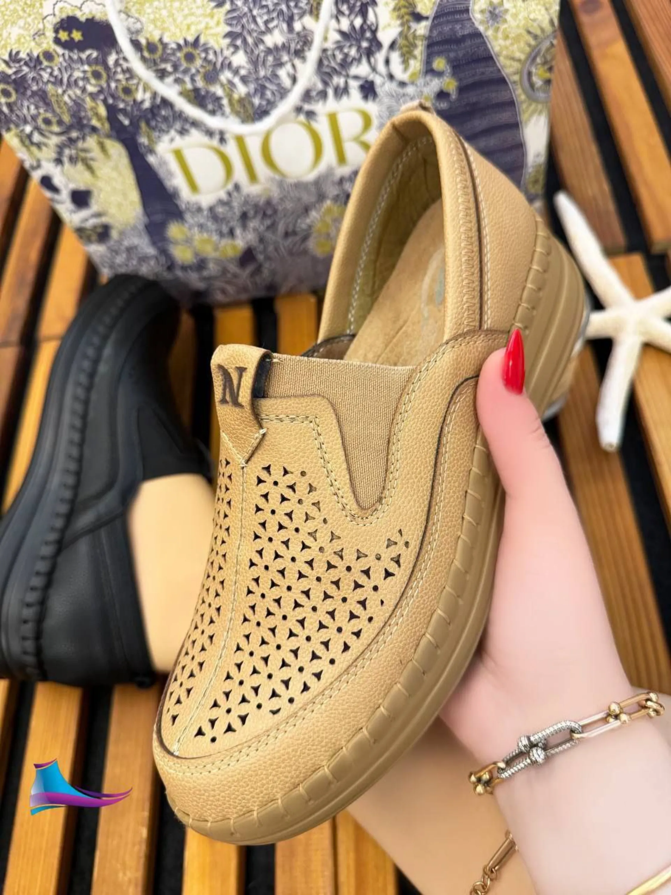 کفش طبی زنانه