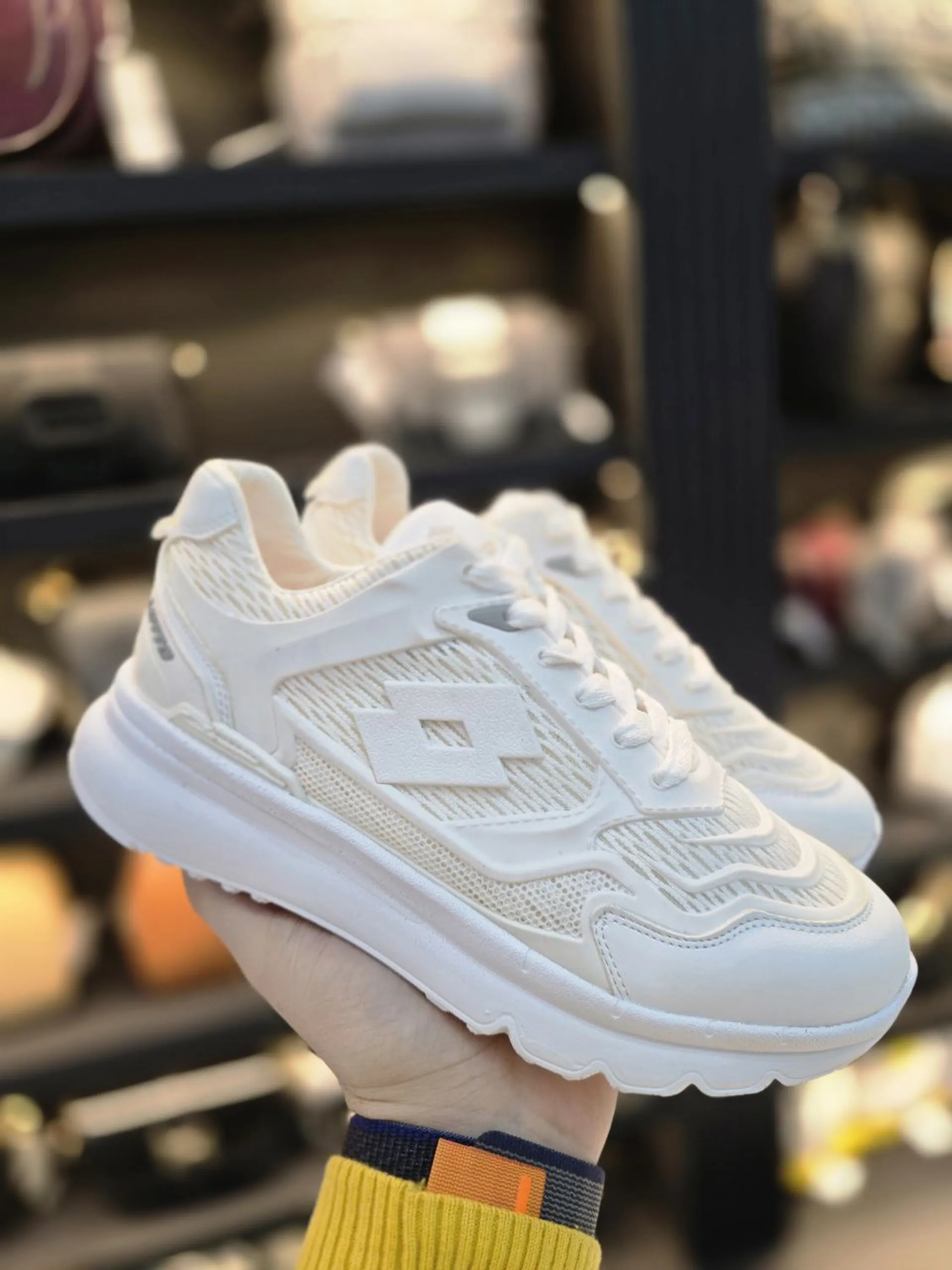 کتونی دخترانه Looto