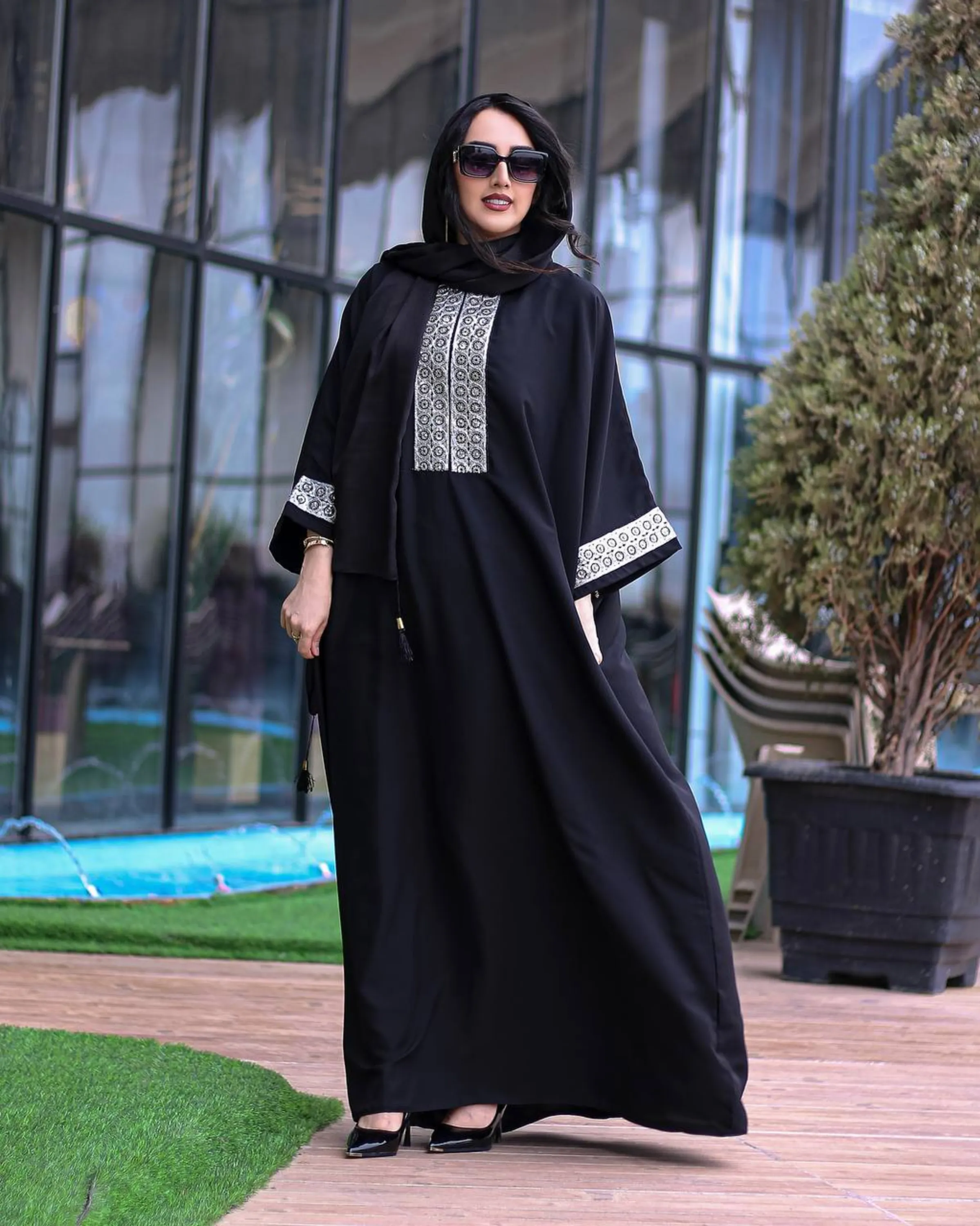 مانتو عبایی طنین