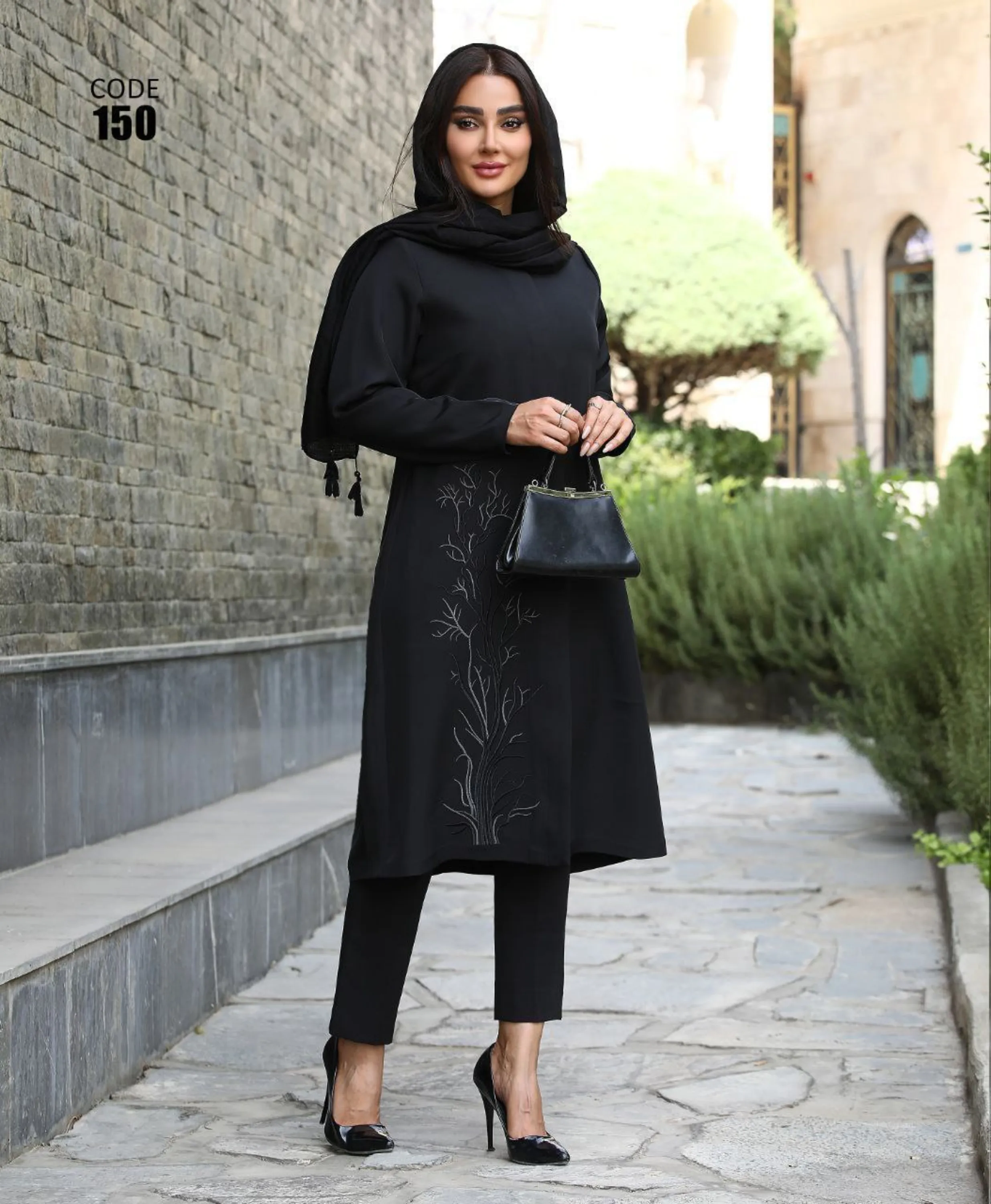 مانتو مشکی پرادا