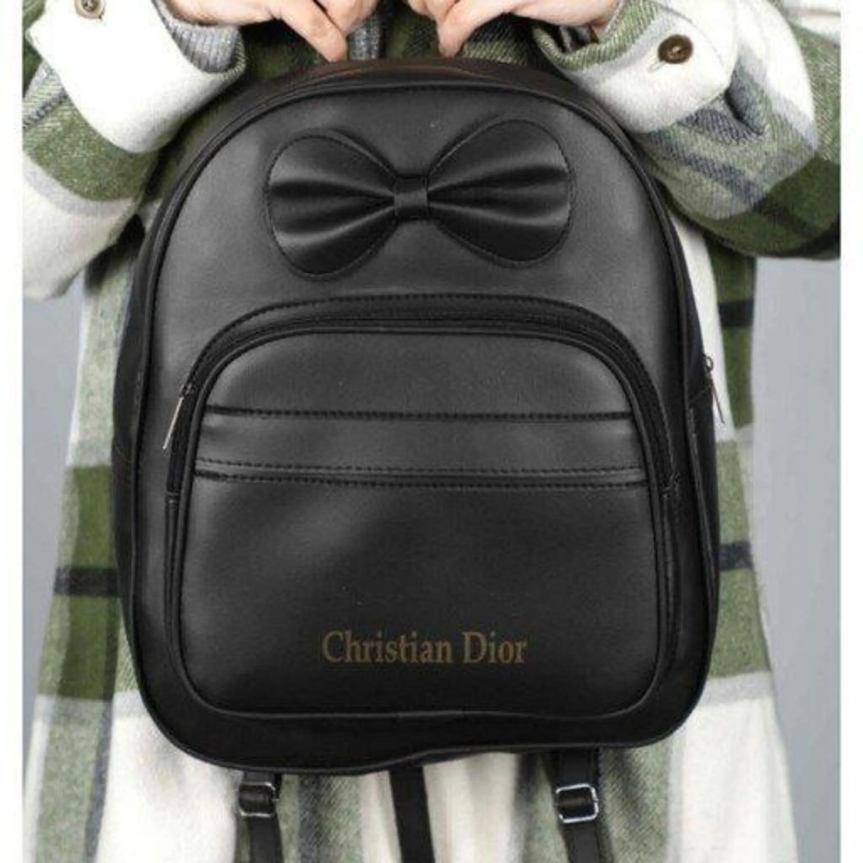 کوله پشتی پاپیونی