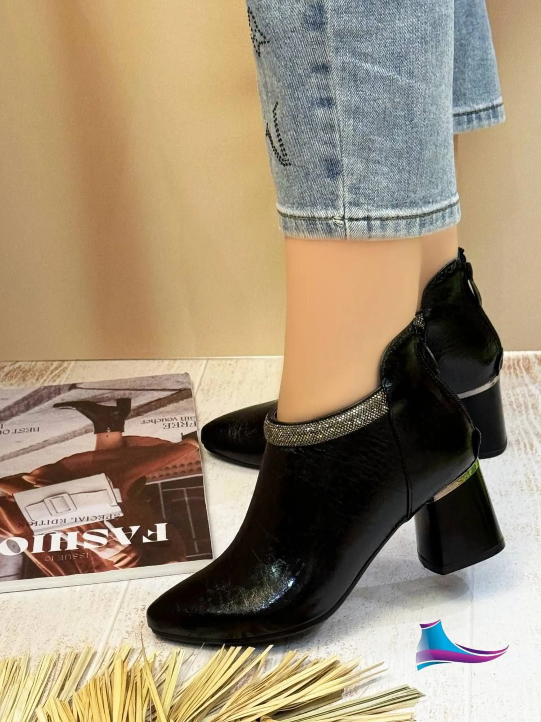 نیم بوت فرشته نگین