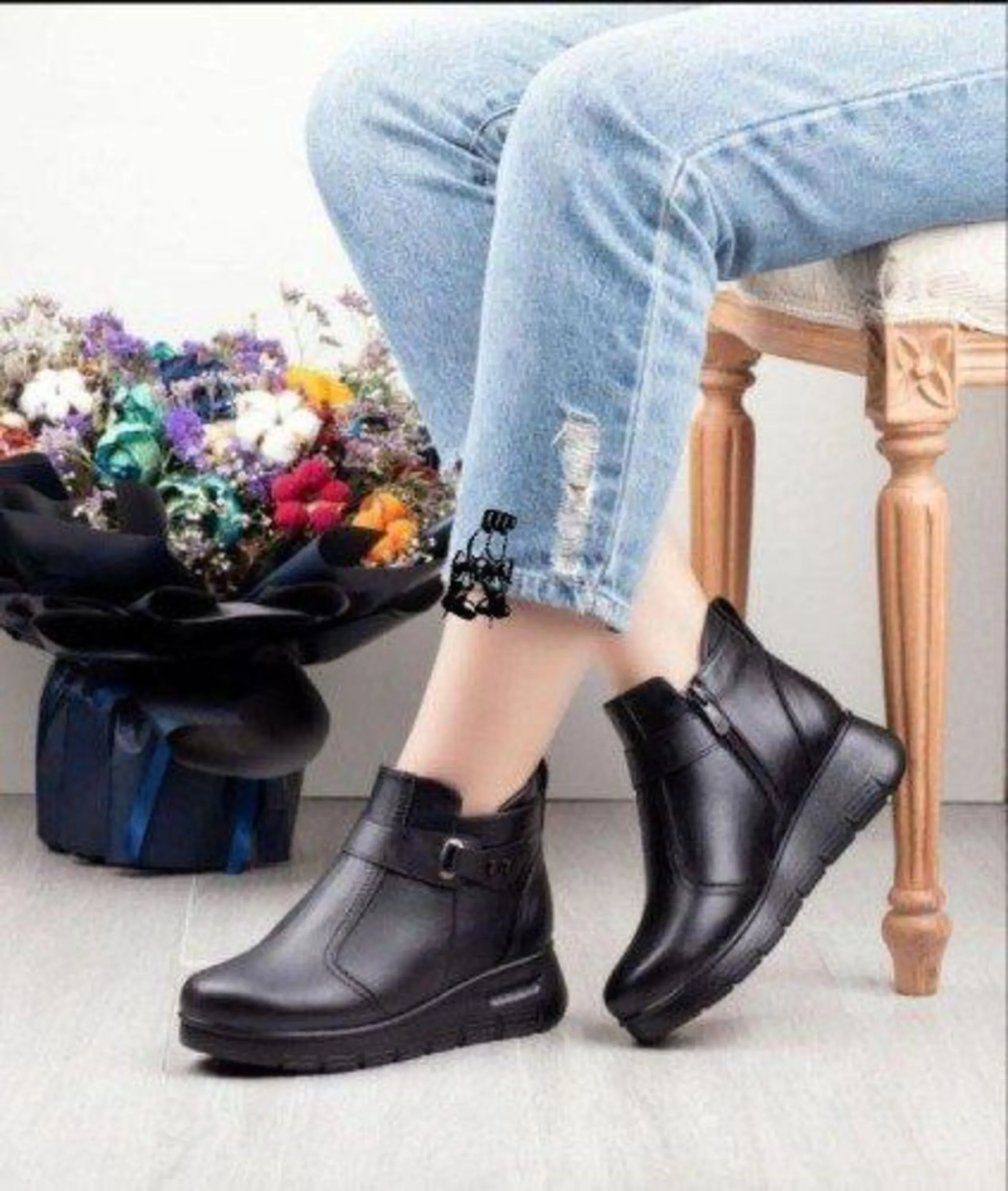 نیم بوت تابان