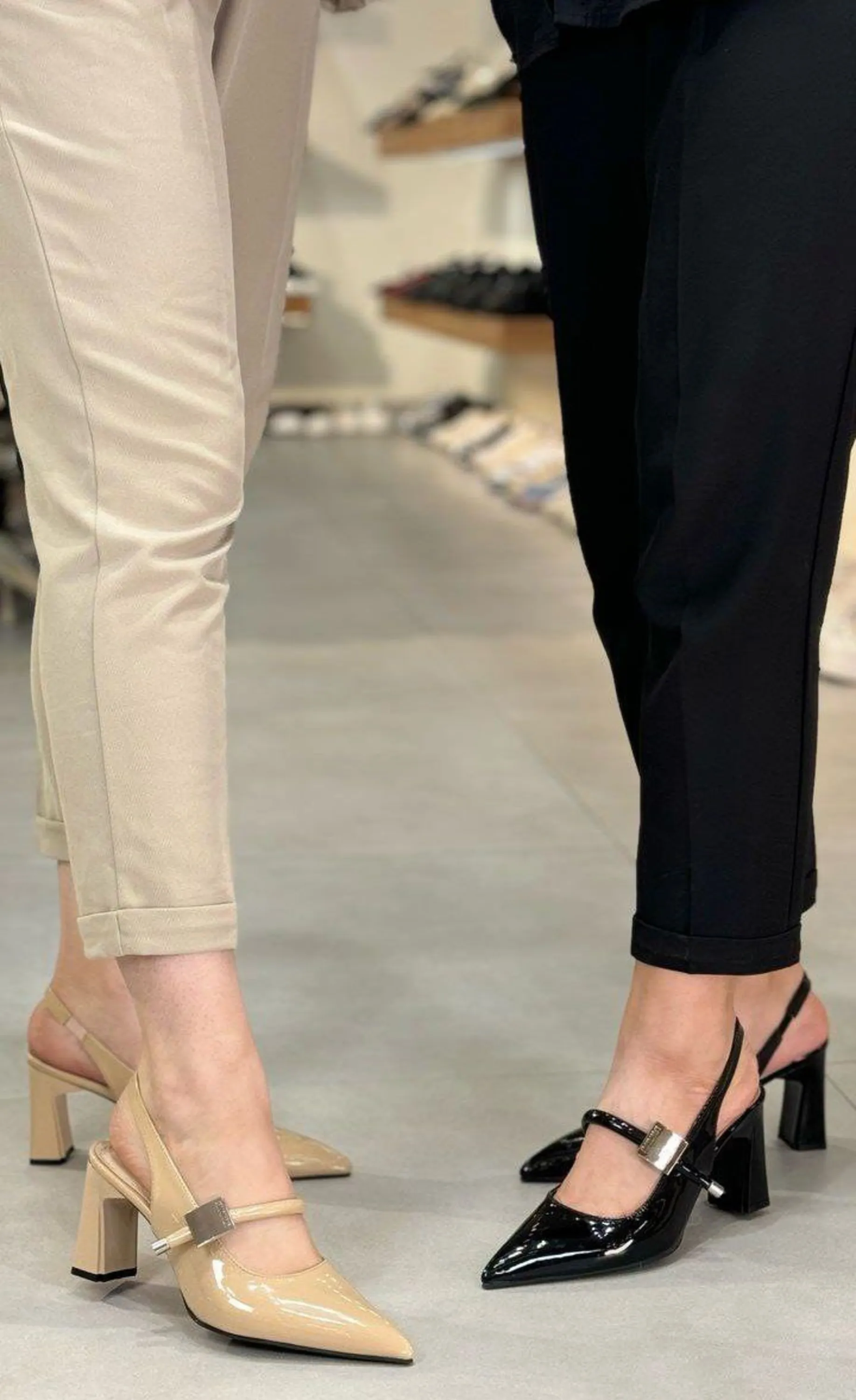 صندل پشت باز MIU MIU