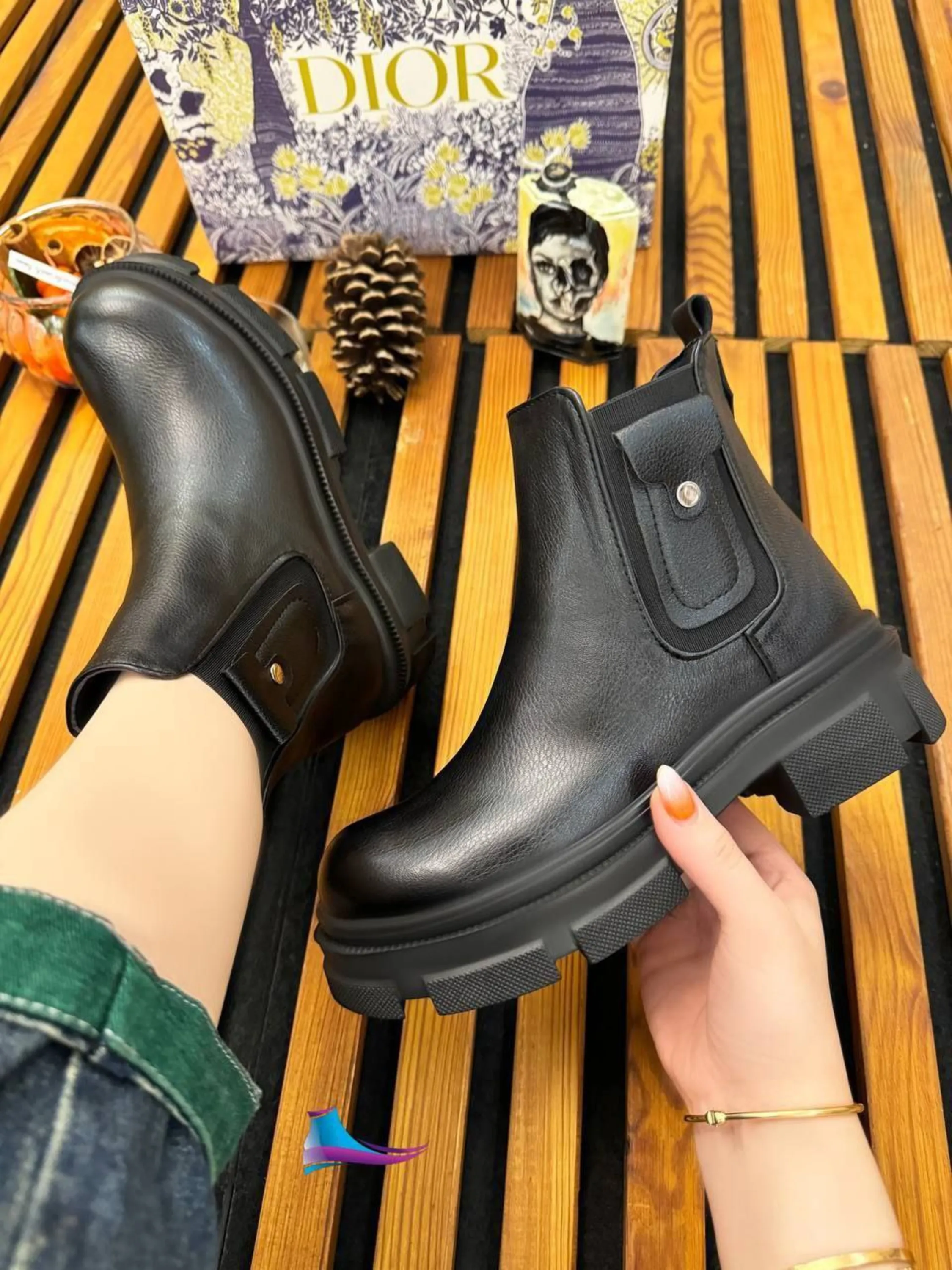 نیمبوت ساناز