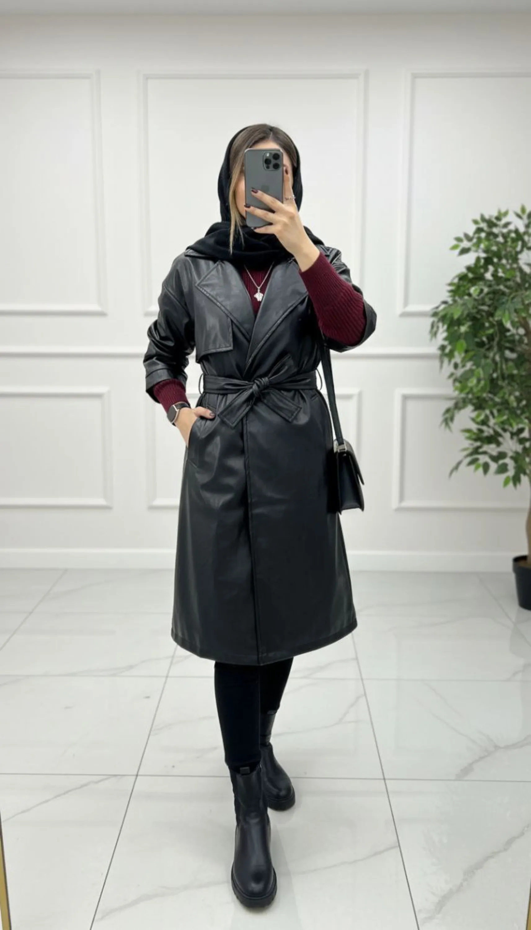 کاپشن بلند چرم