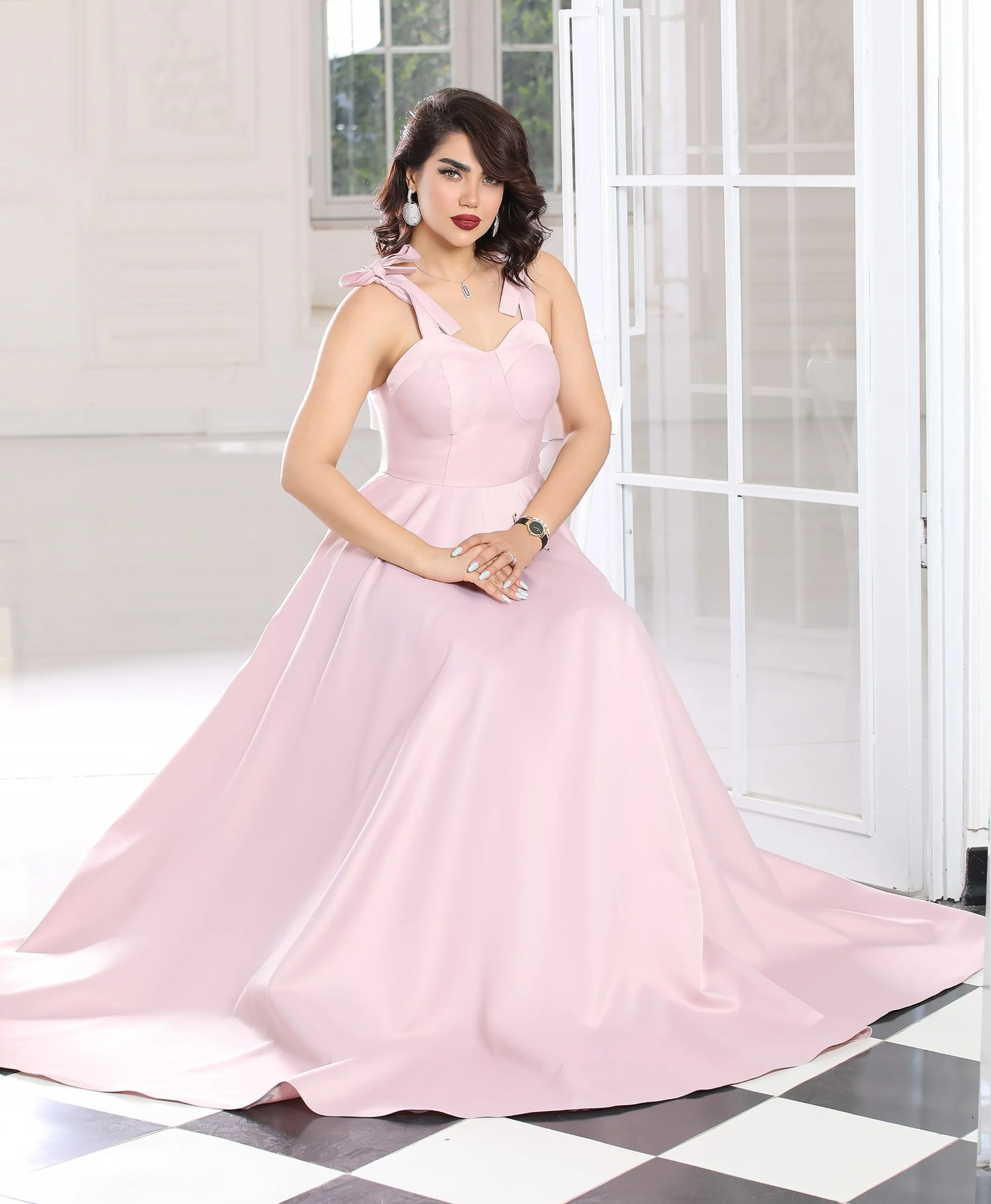 مجلسی مدل دِل