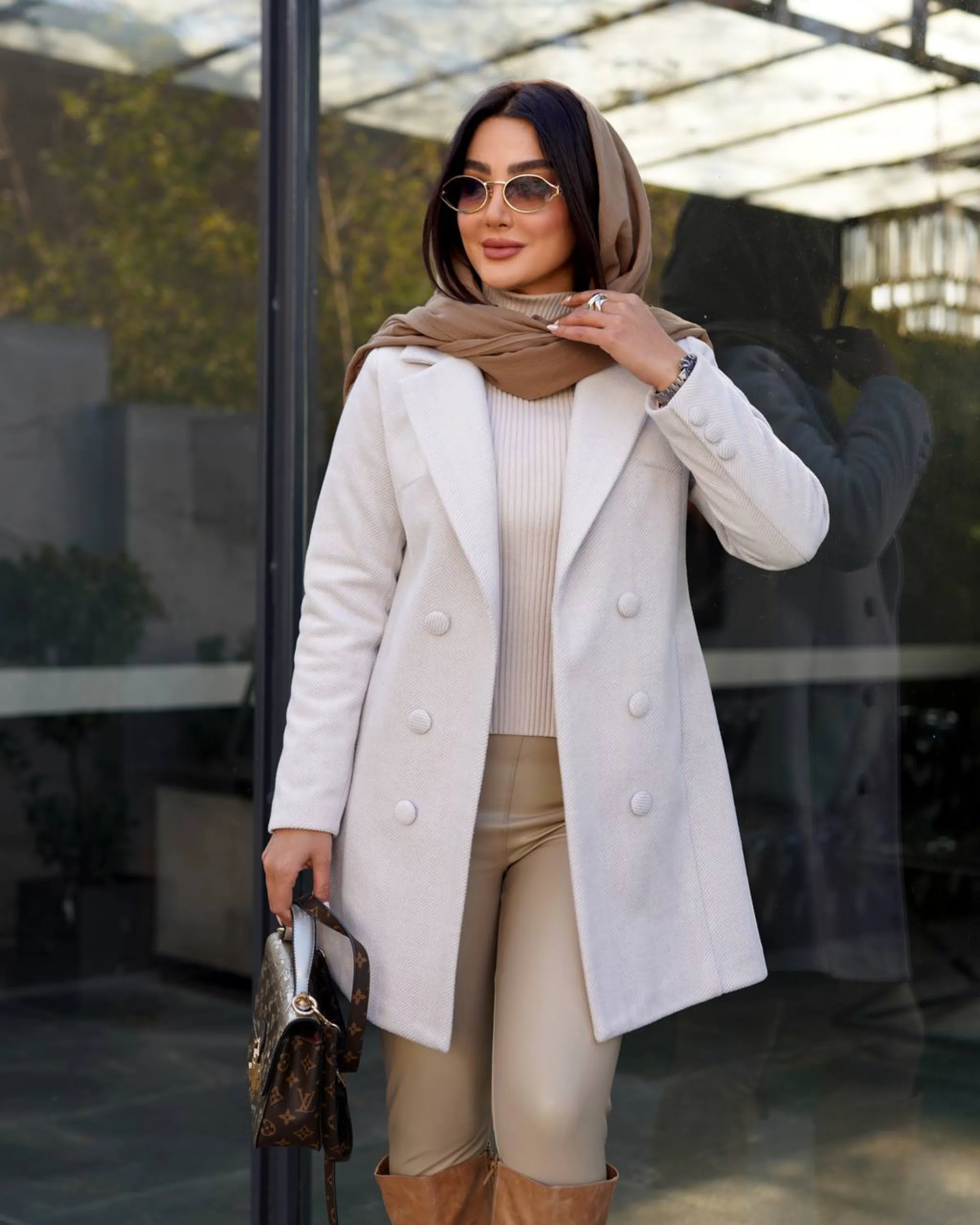 پالتو آناهیتا