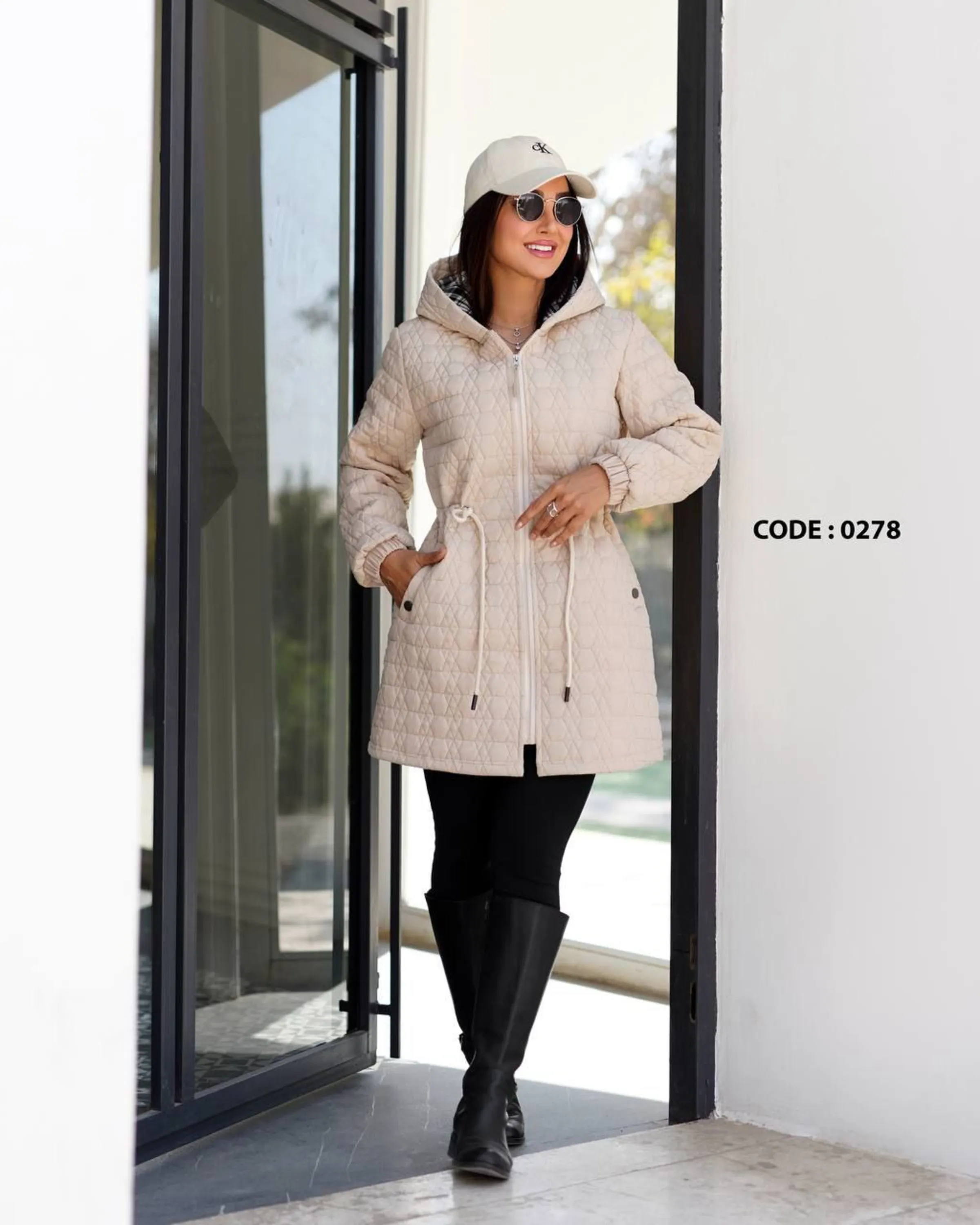 کاپشن کلاهدار امبوردی