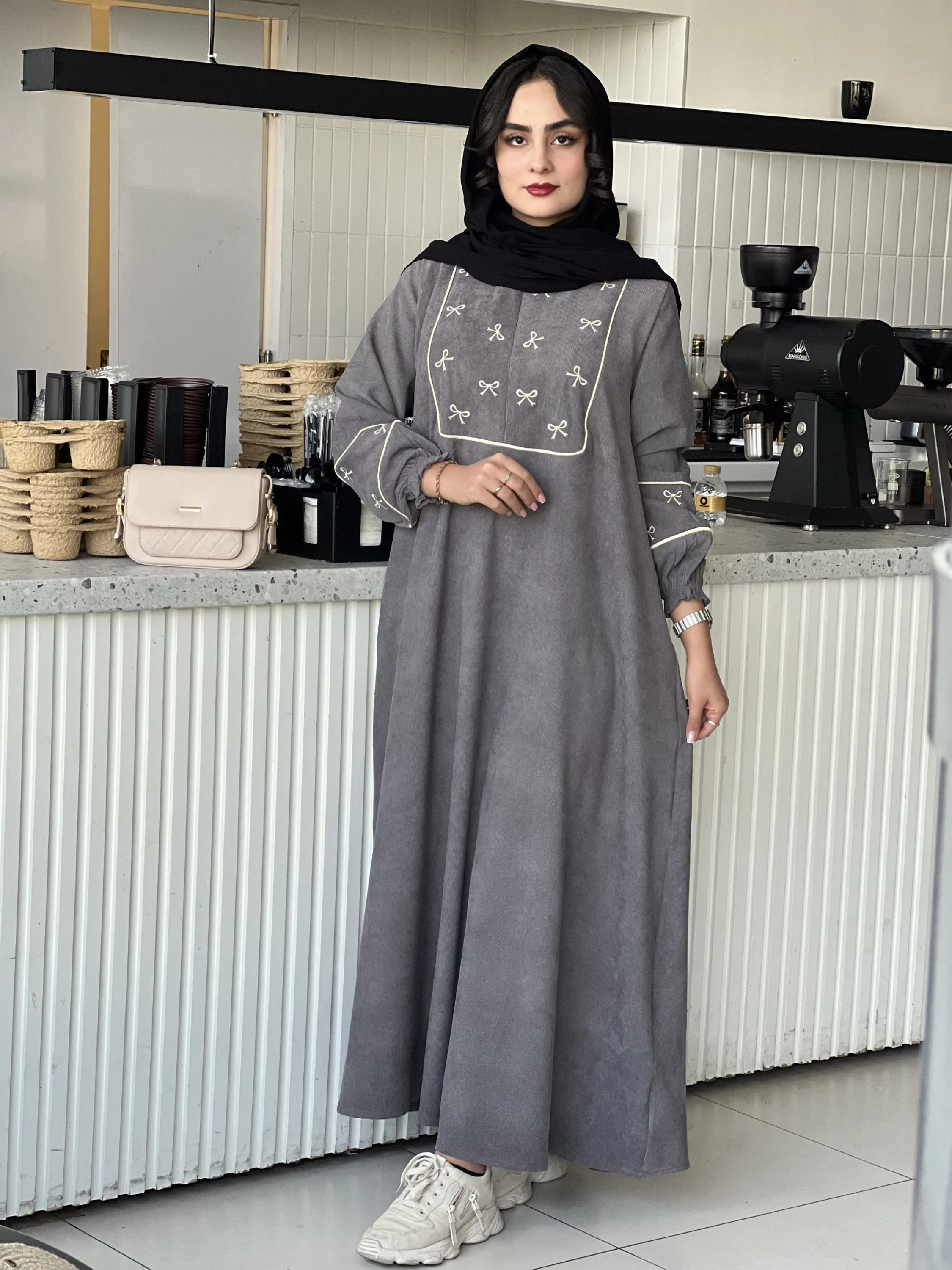 پیراهن مخمل کبریتی طرح پاپیون