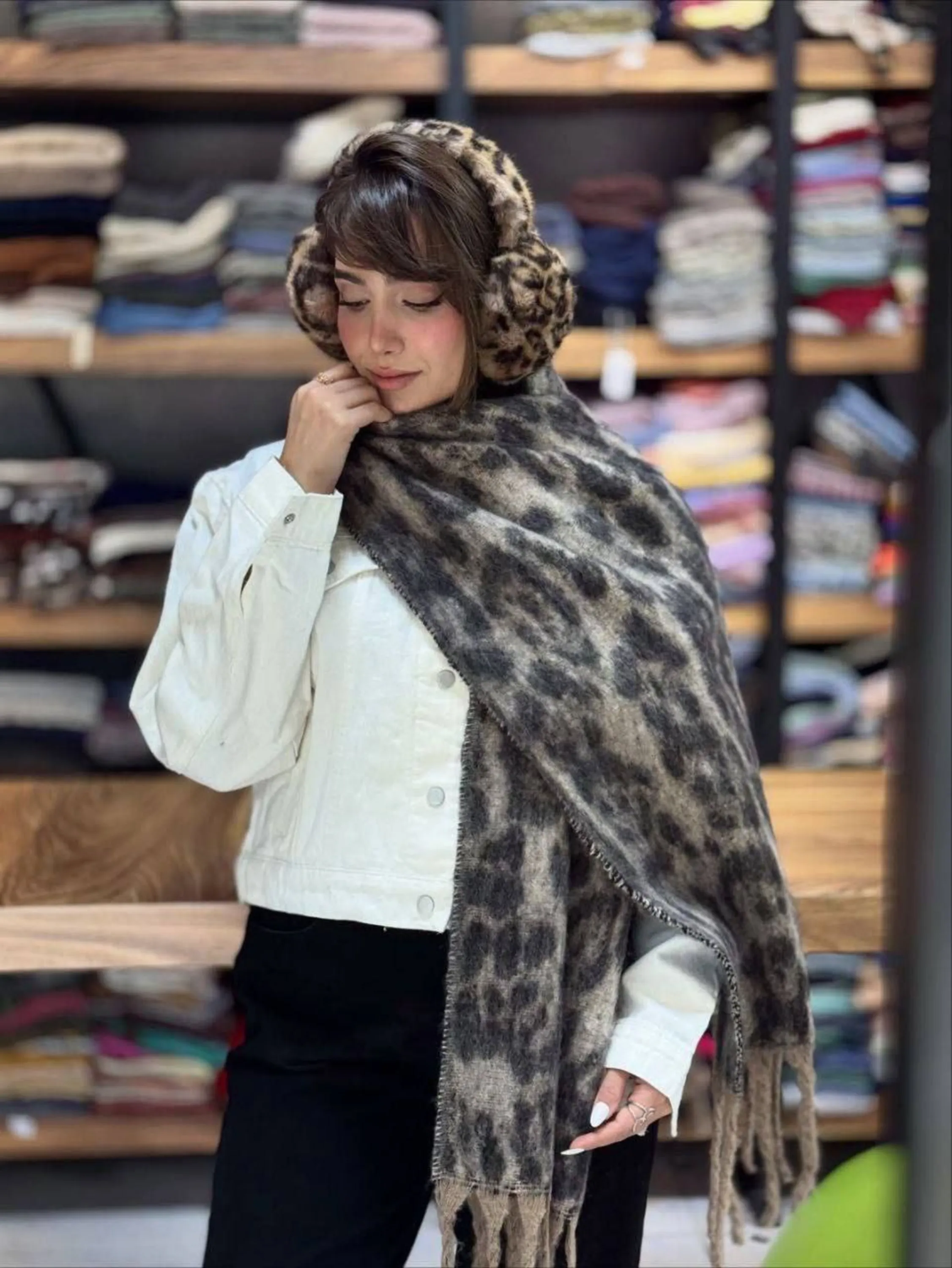 شال بیگ اسکارف پلنگی