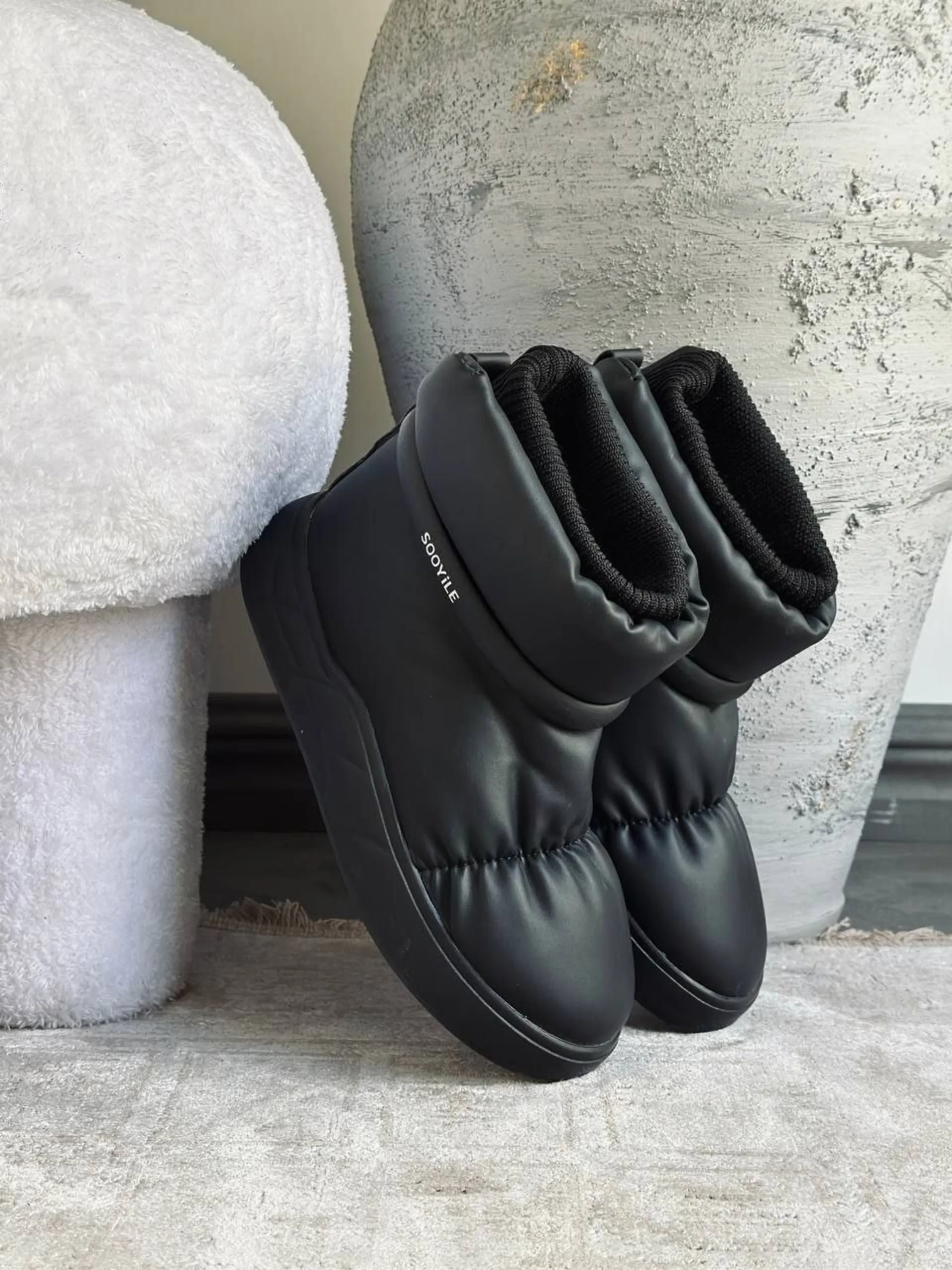 نیم بوت کاپشنی جورابی