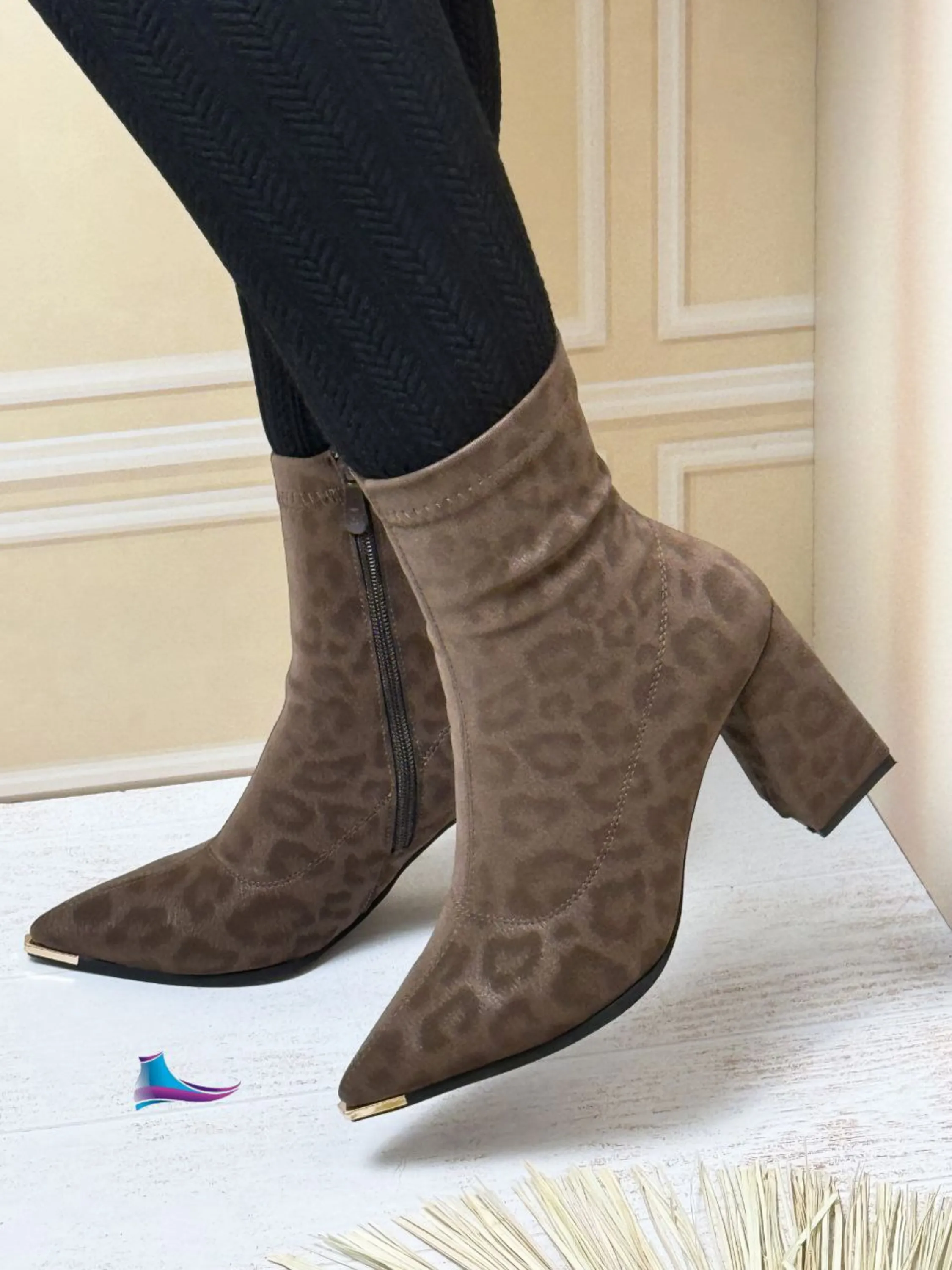 بوت مجلسی پلنگی