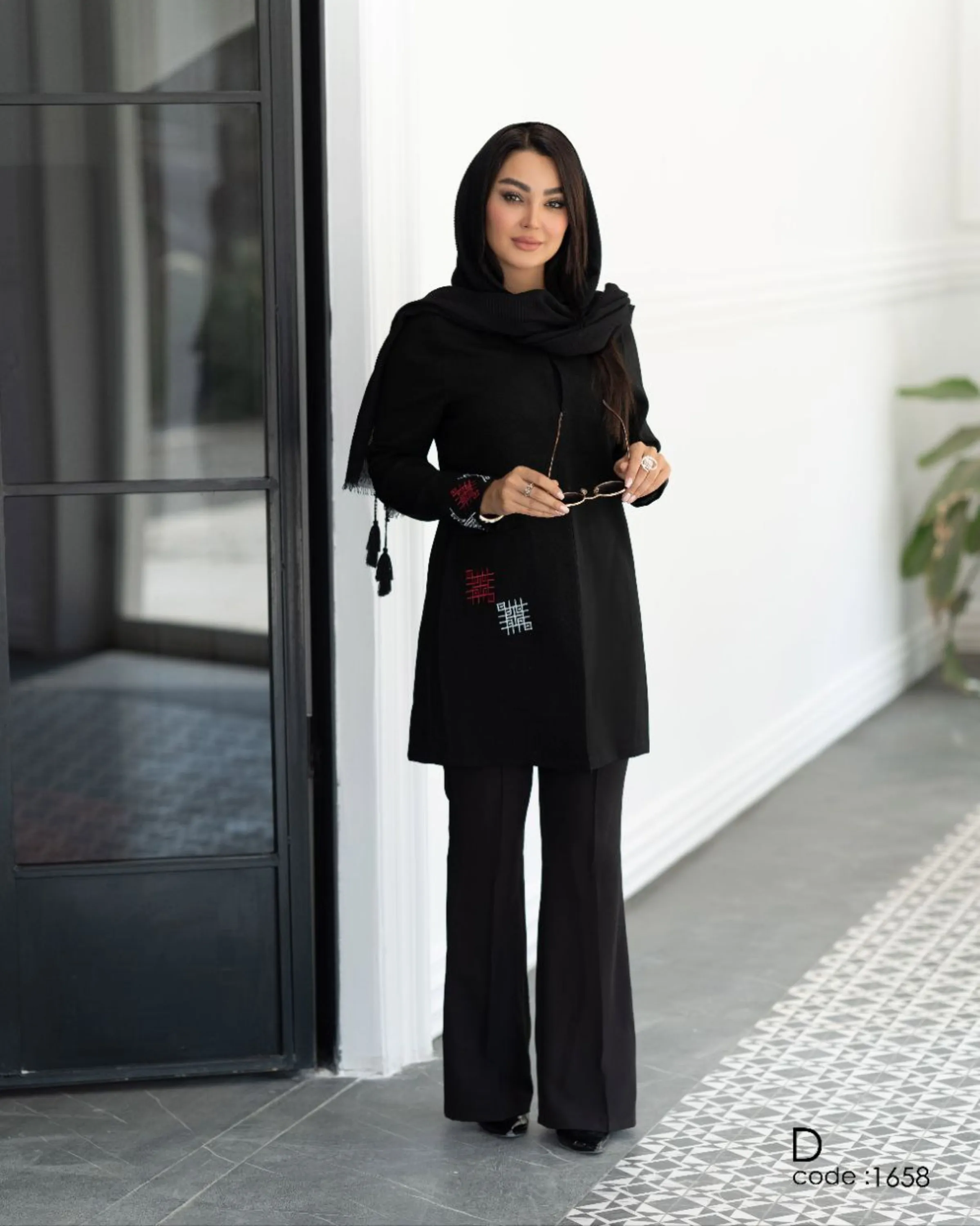 مانتو آرمیس