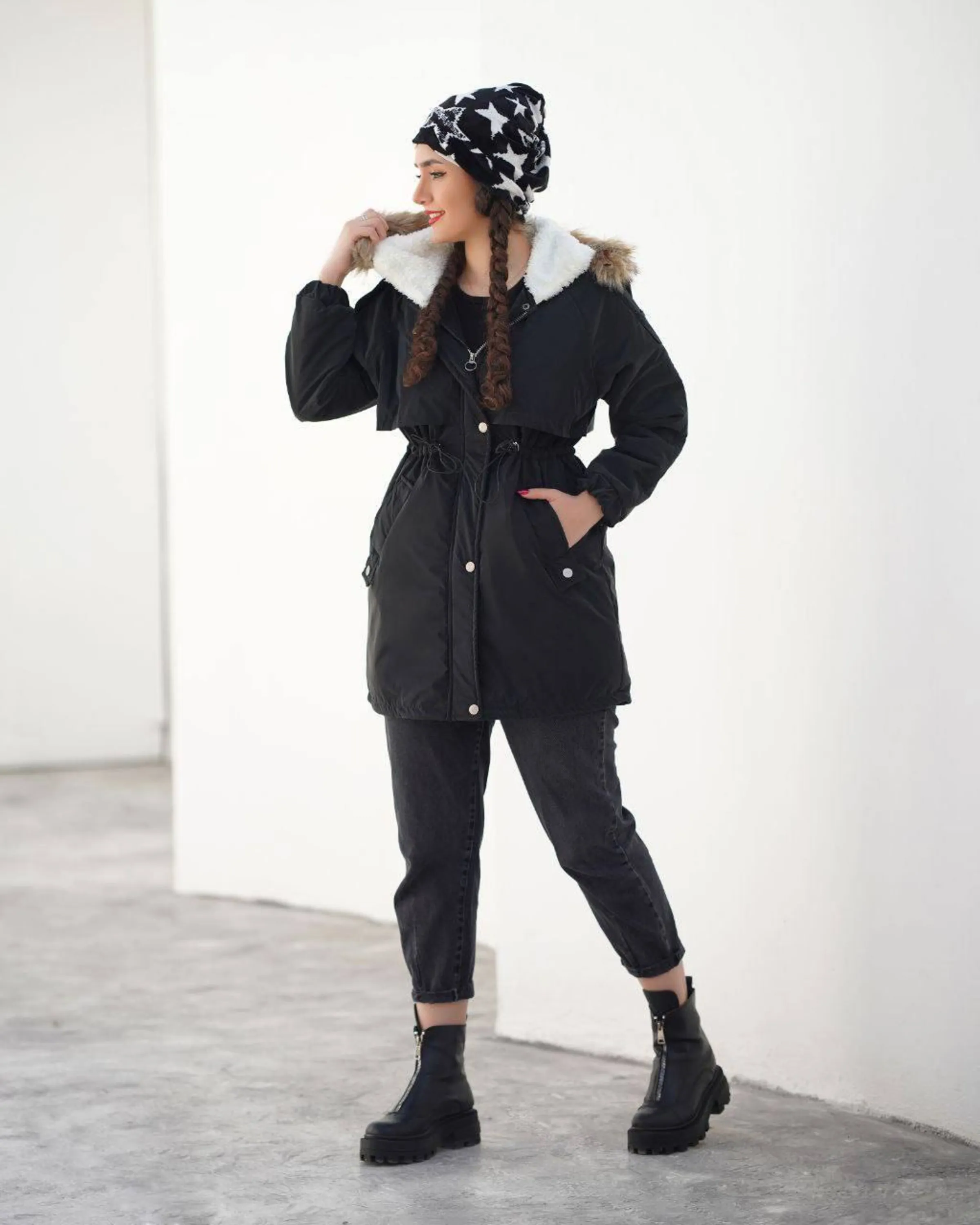 کاپشن داخل ببعی