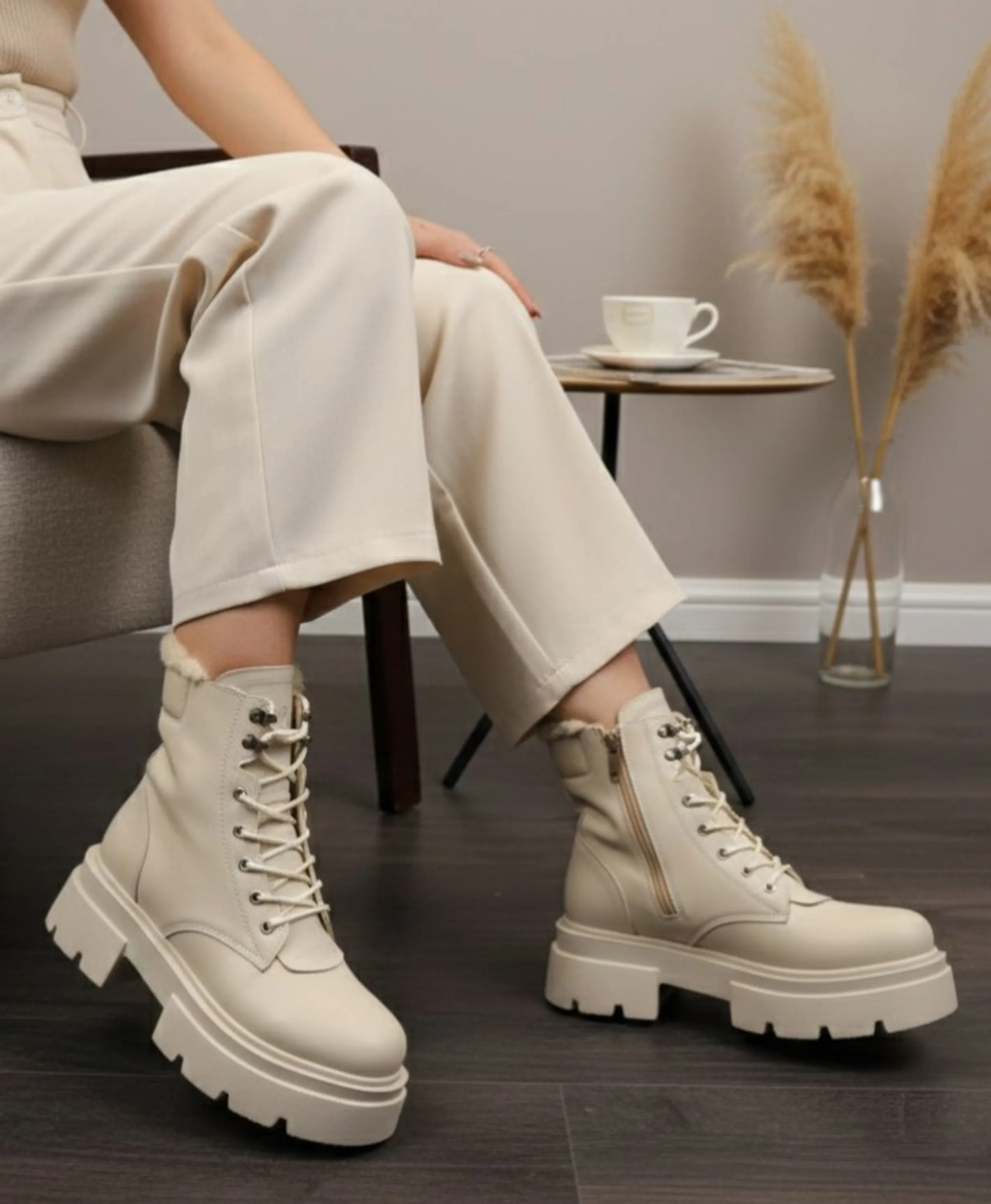 پوتین داخل خز