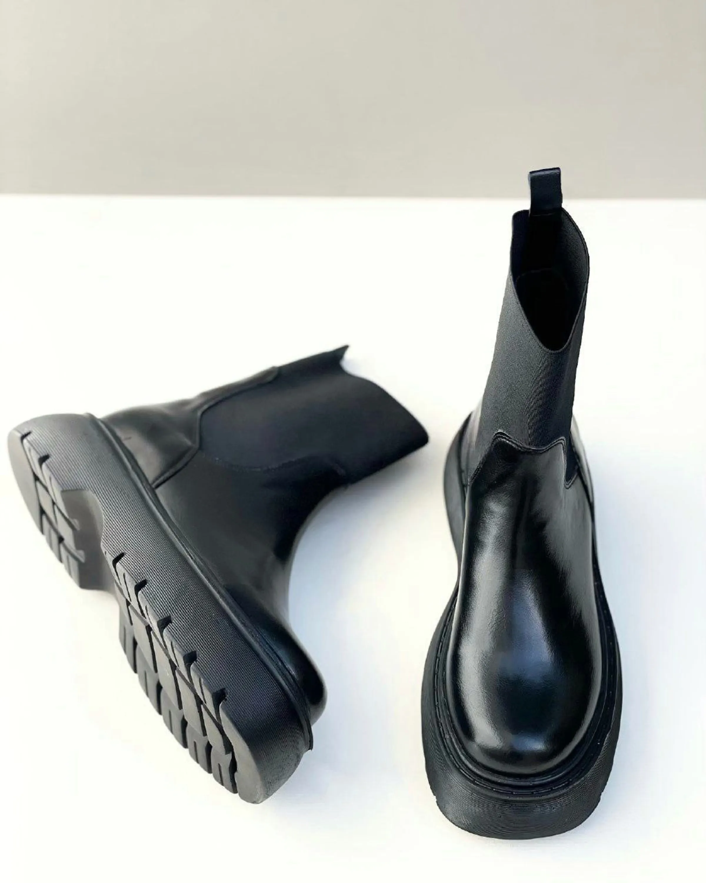 بوت چرم ستاره