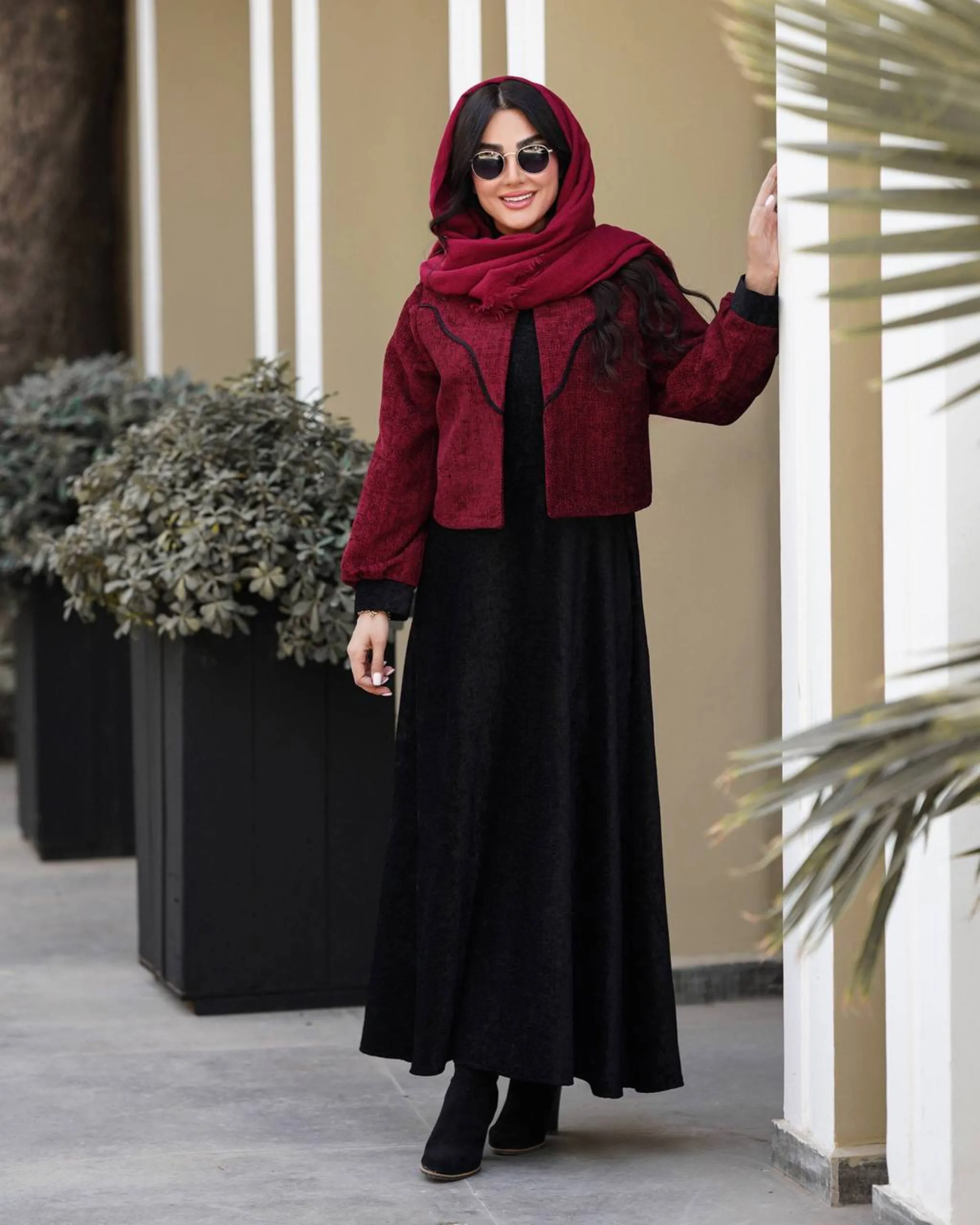 کت و سارافون تانیا