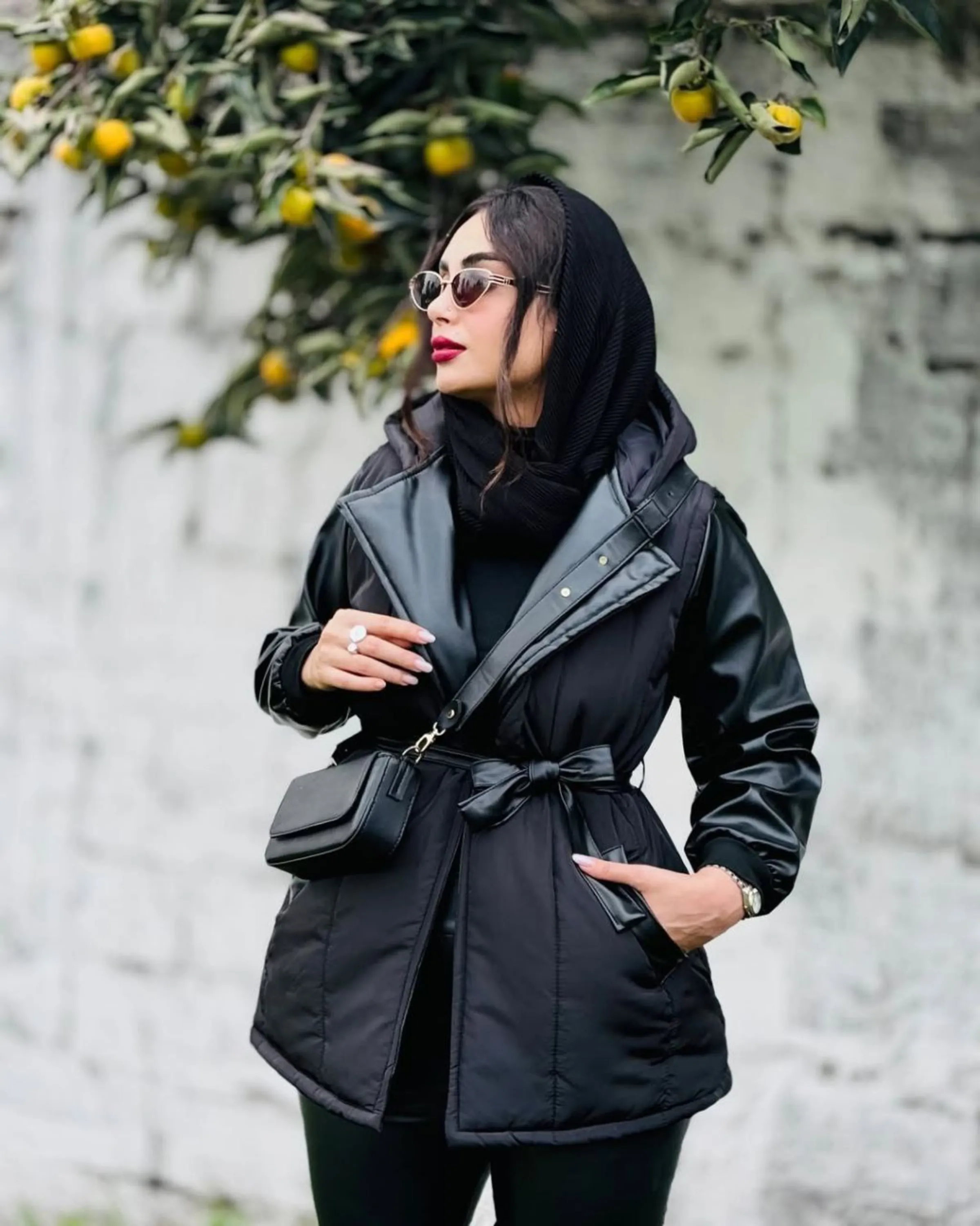 کاپشن آستین چرم مونیکا