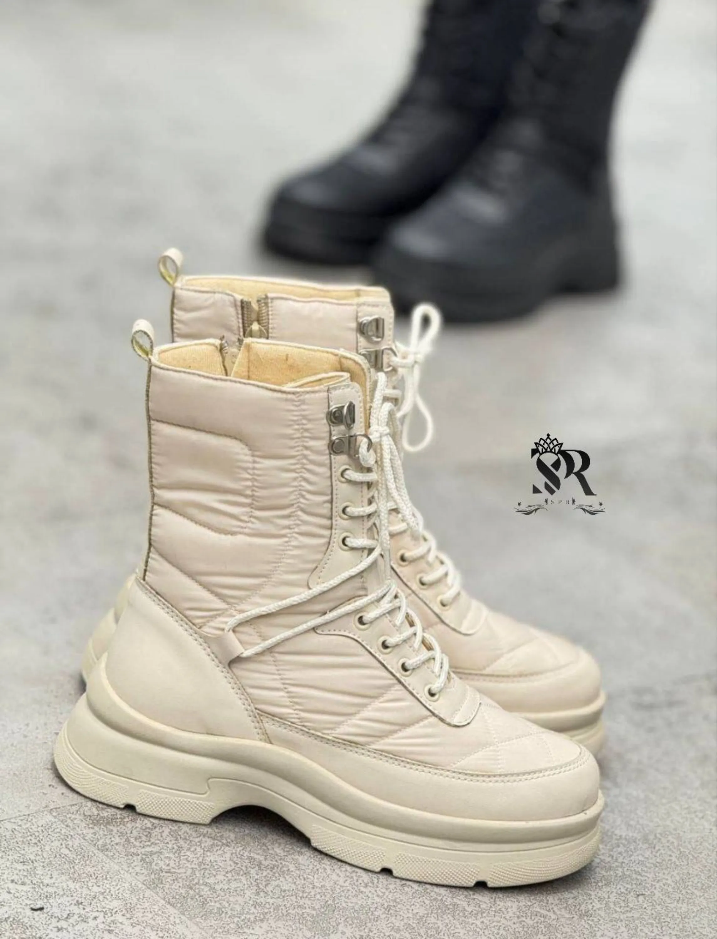 بوت کاپشنی چرم