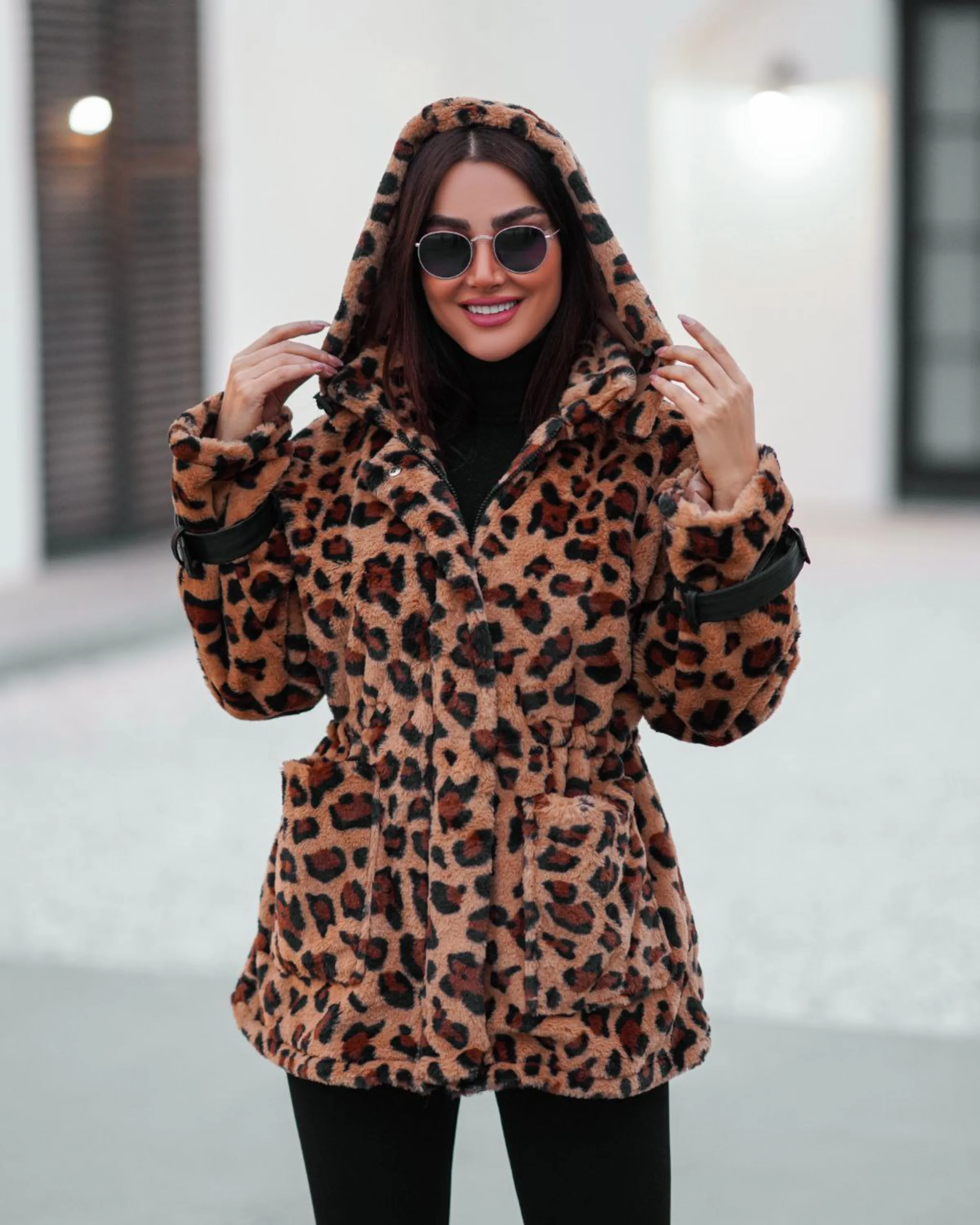 پالتو پوست کمر گتر کلاهدار