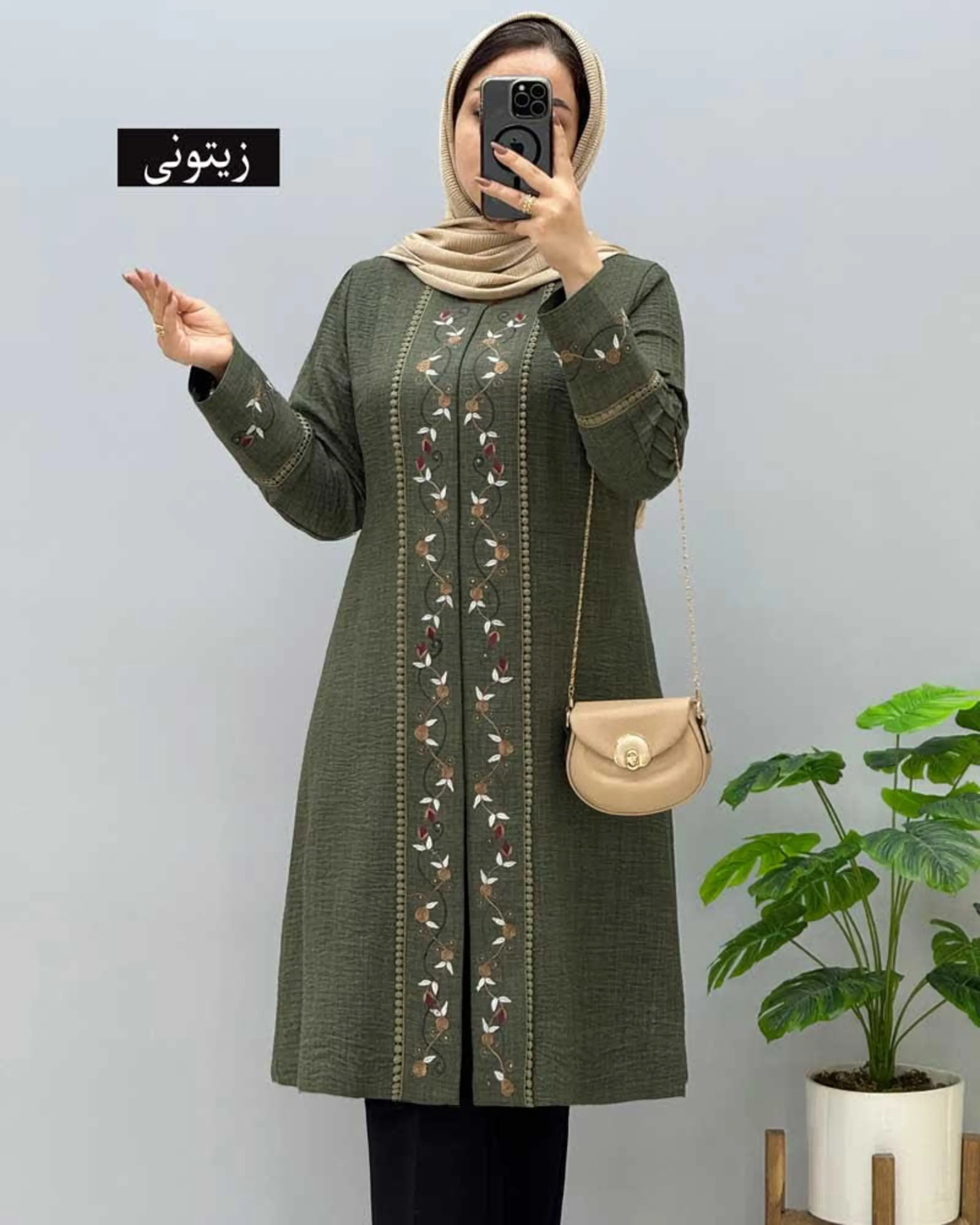 مانتو مزونی دلا