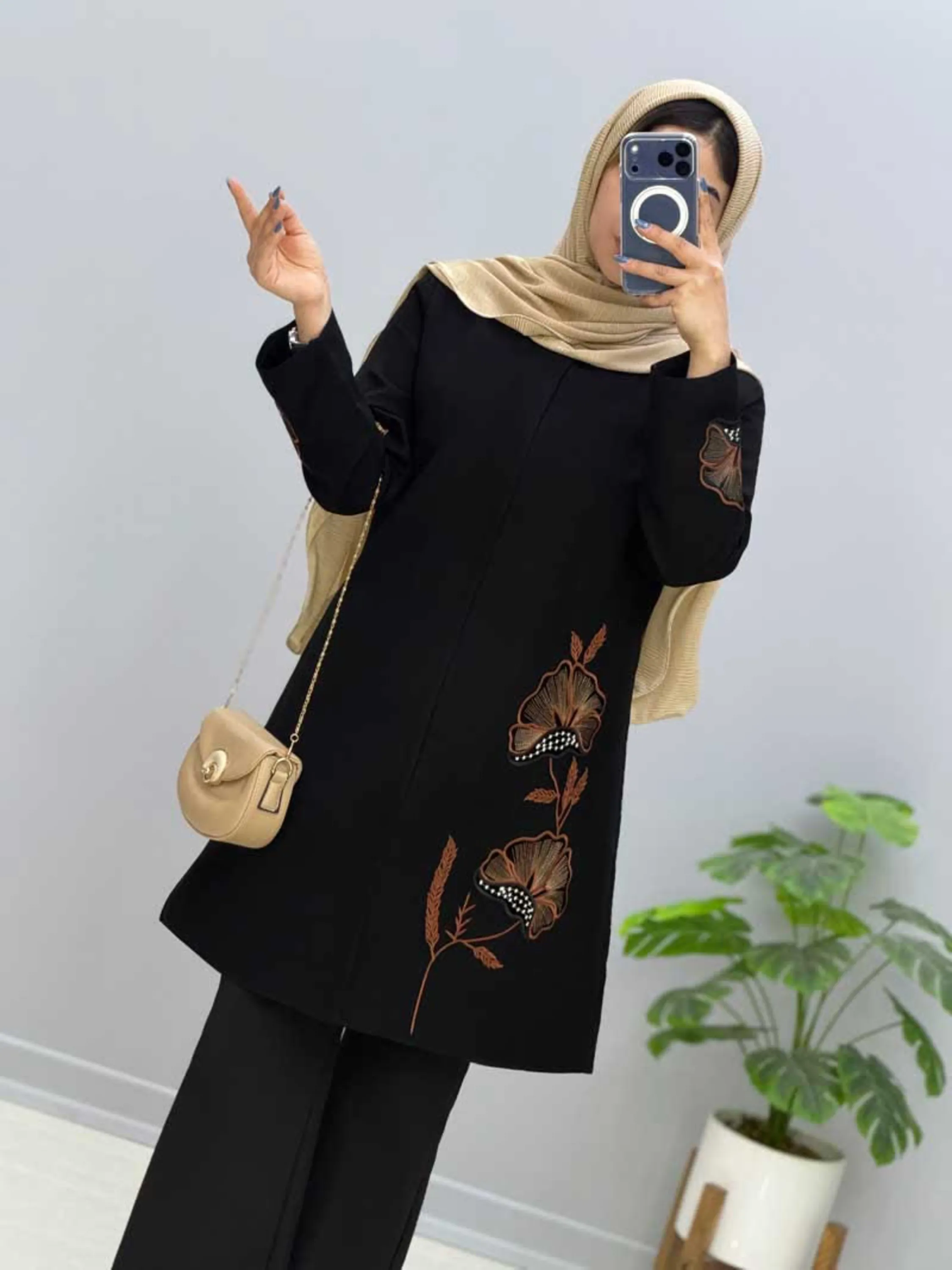 مانتو مجلسی سایزبزرگ مدیس