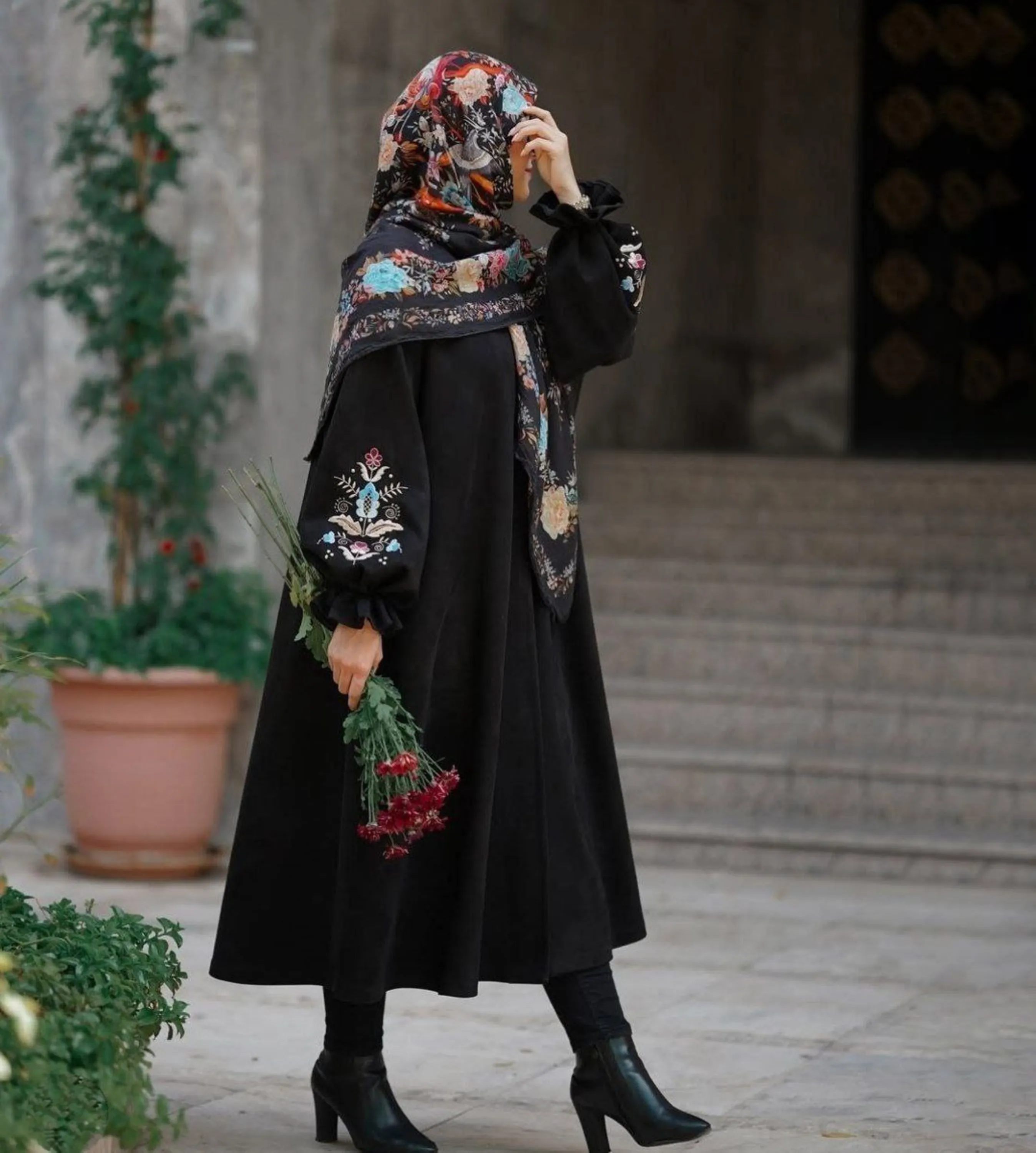 مانتو گلدوزی گل بانو