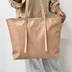 کیف زنانه دوشی بزرگ دوخت سفید