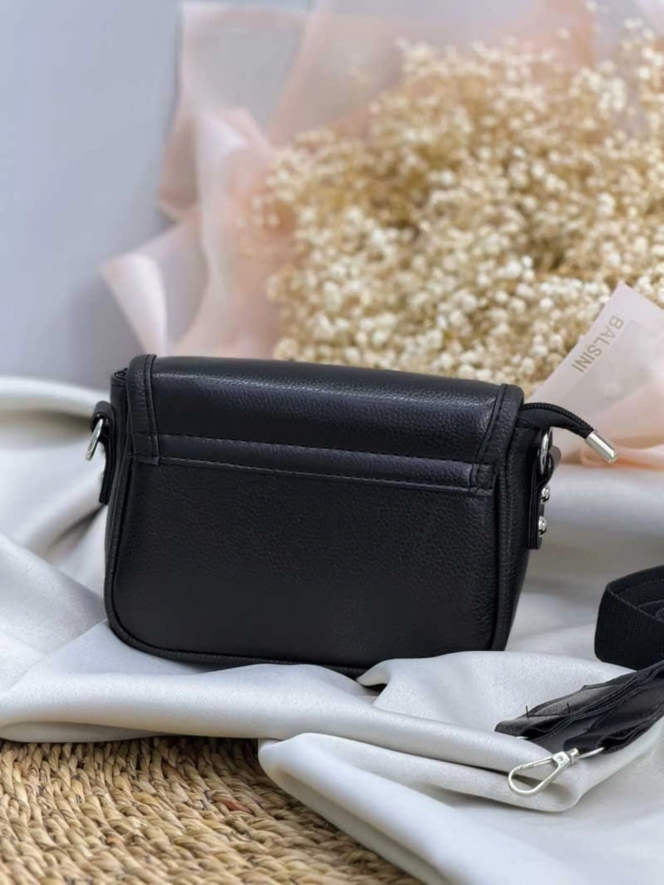 کیف دوشی میلان