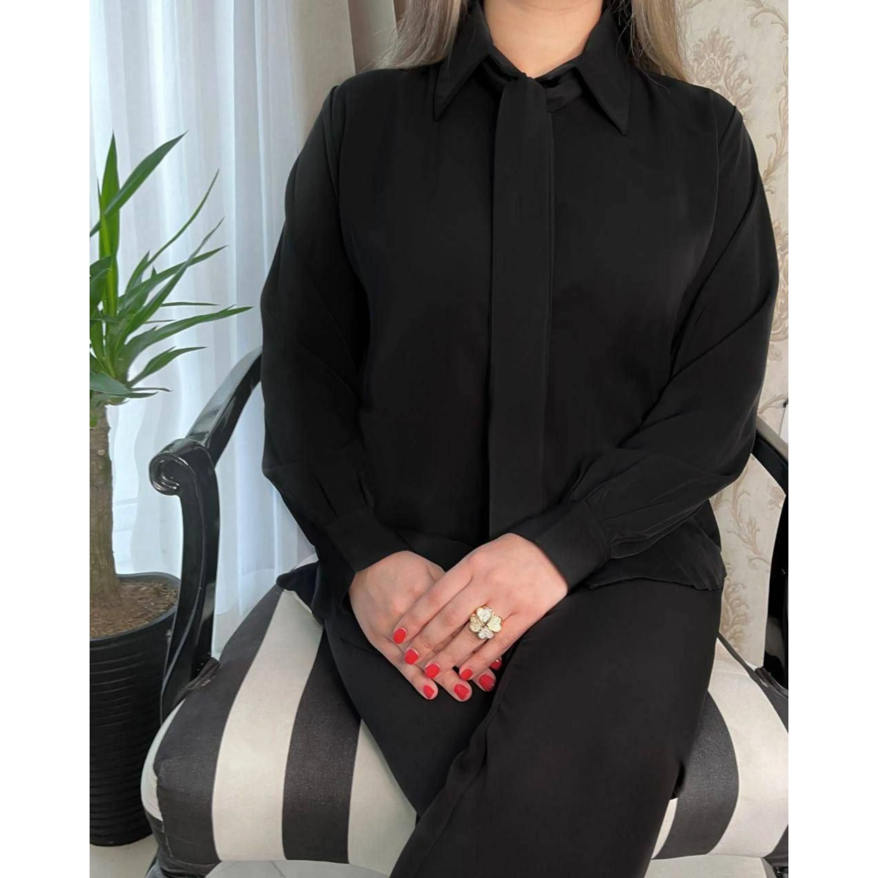 شومیز مشکی کراواتی نگین