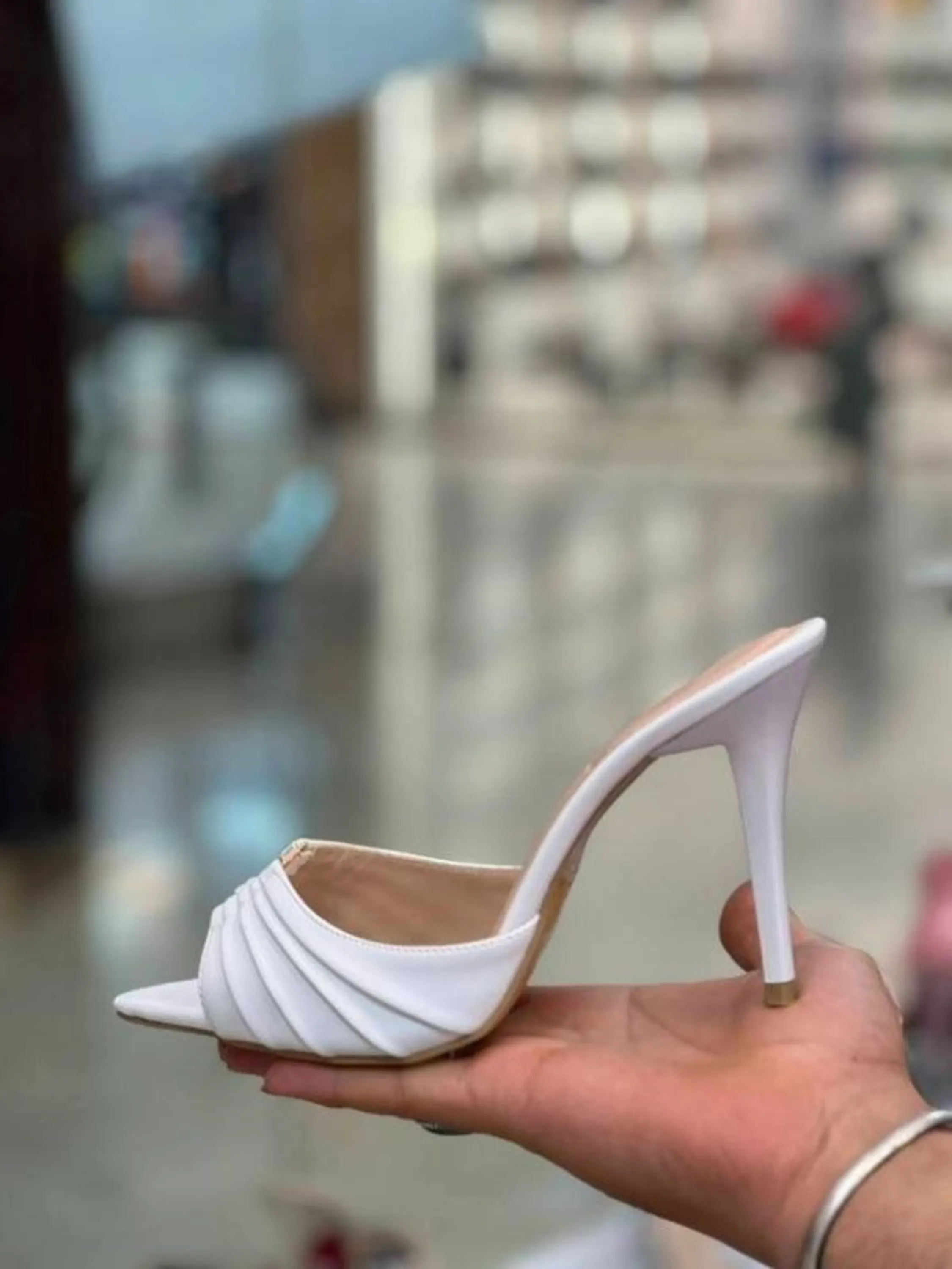 صندل ysl پاشنه نازک