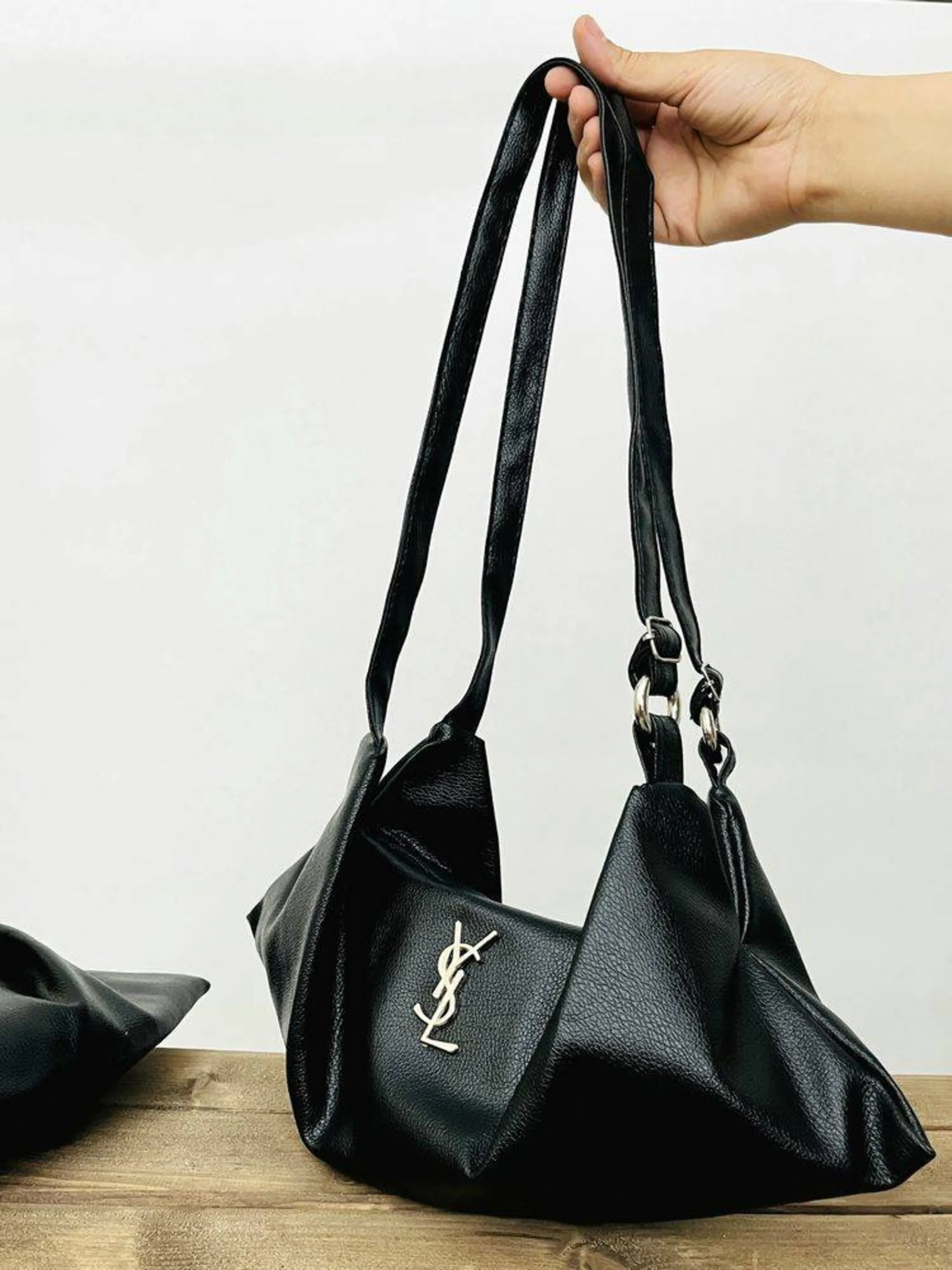 کیف دوشی زنانه YSL مدل متوسط