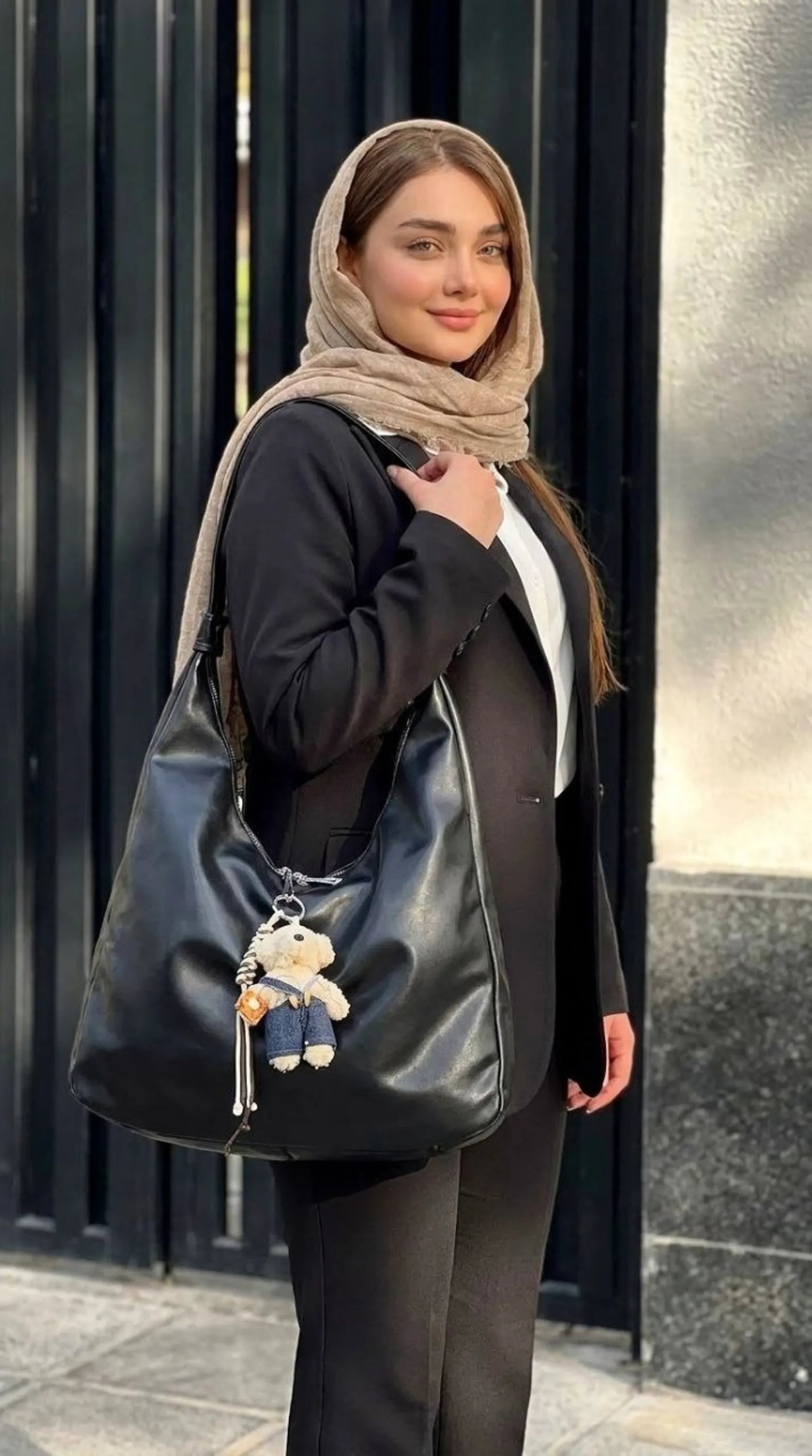 کیف دوشی زنانه مدل چرم صابونی خارجی کد 1368